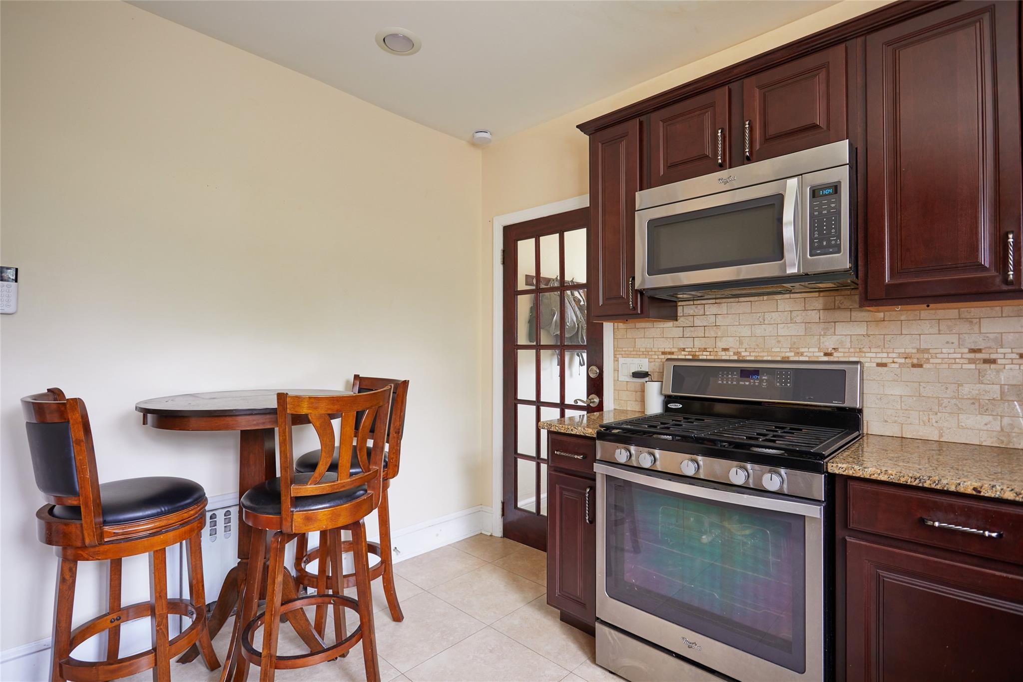 59 Depan Avenue, Floral Park, NY 11001