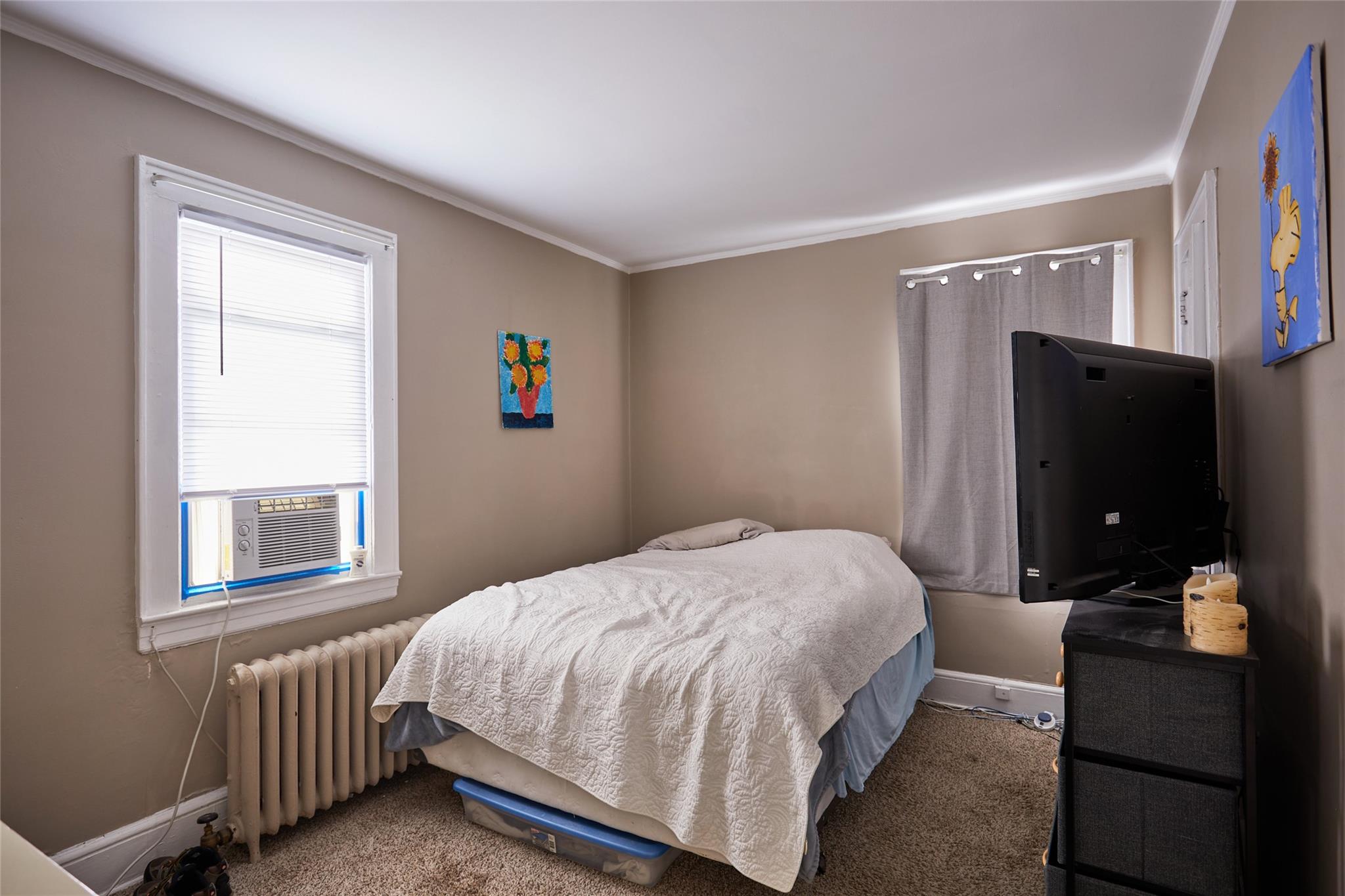 59 Depan Avenue, Floral Park, NY 11001