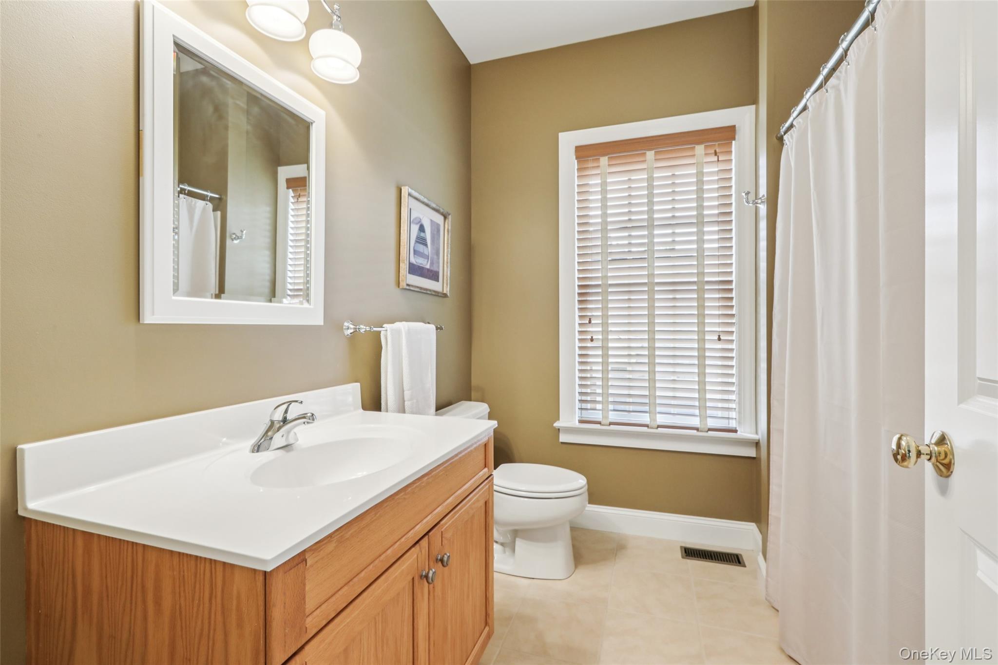 2 Sly Street, Warwick, NY 10990