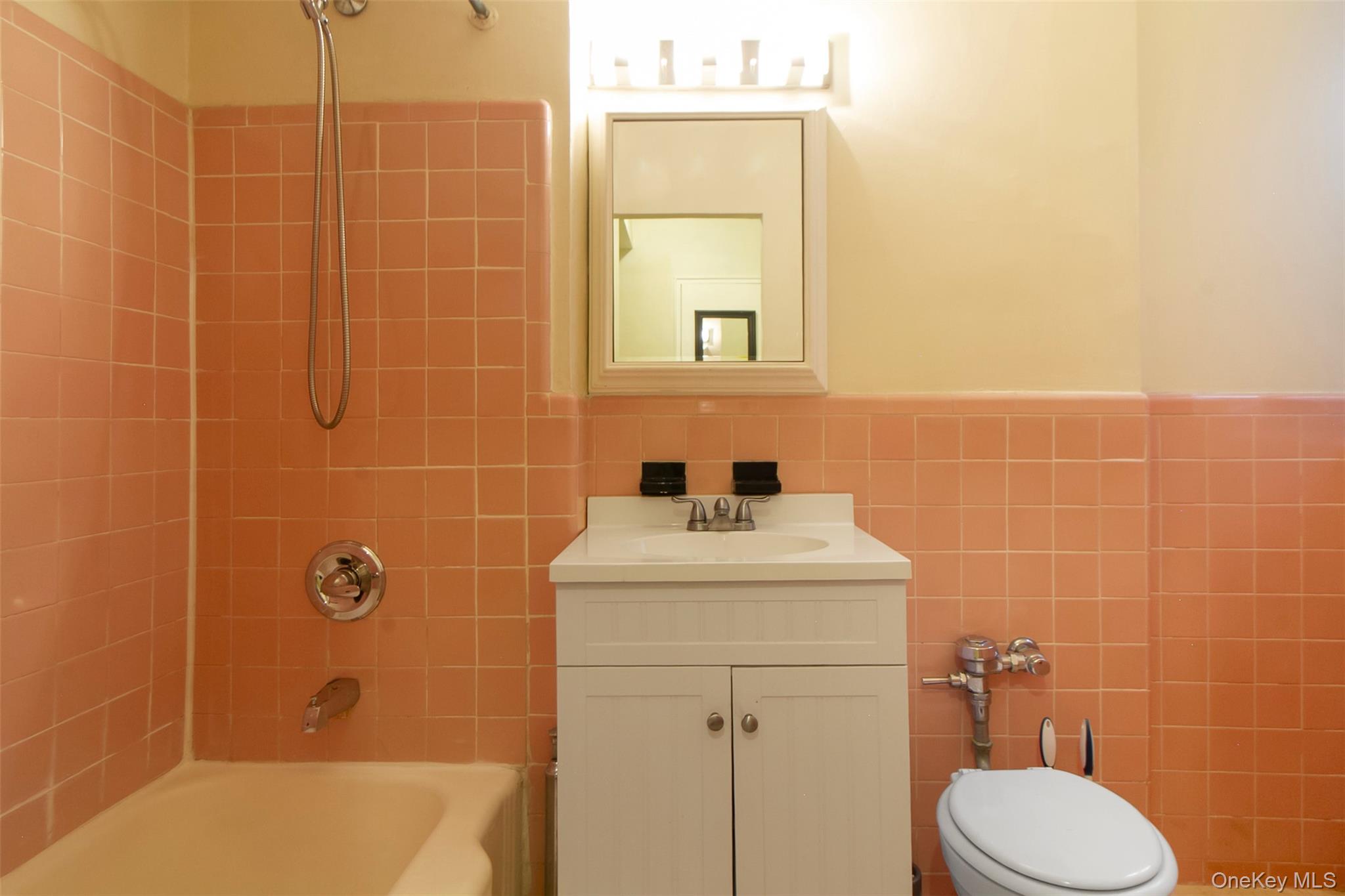 70 Sherman Avenue # 2K, Yonkers, NY 10705