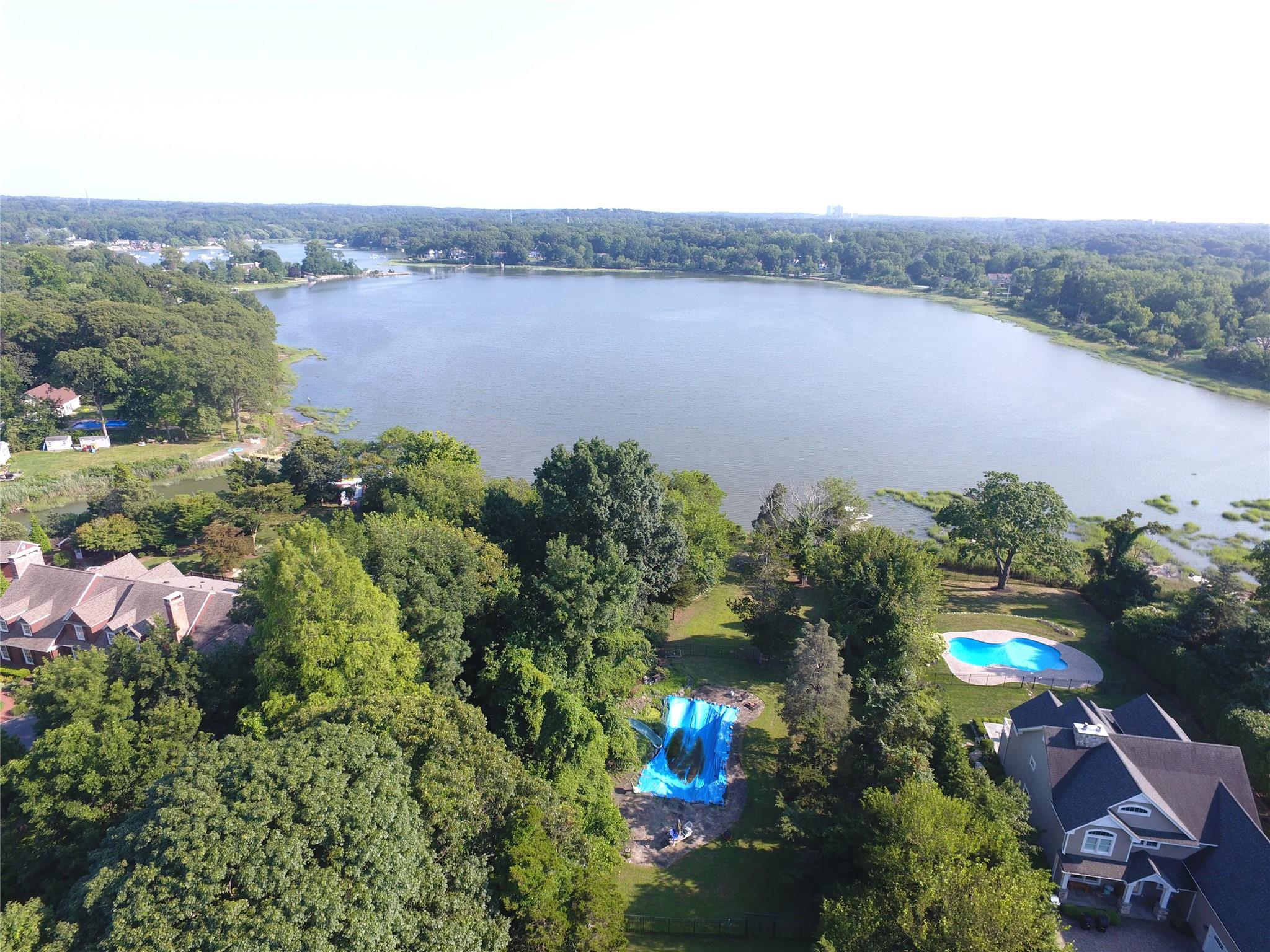 59 Dyke Road, Stony Brook, NY 11733