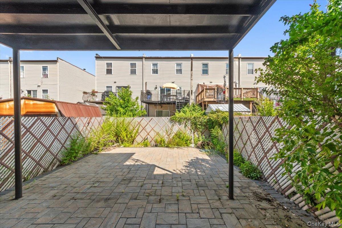 2037 Cicero Avenue, Bronx, NY 10473