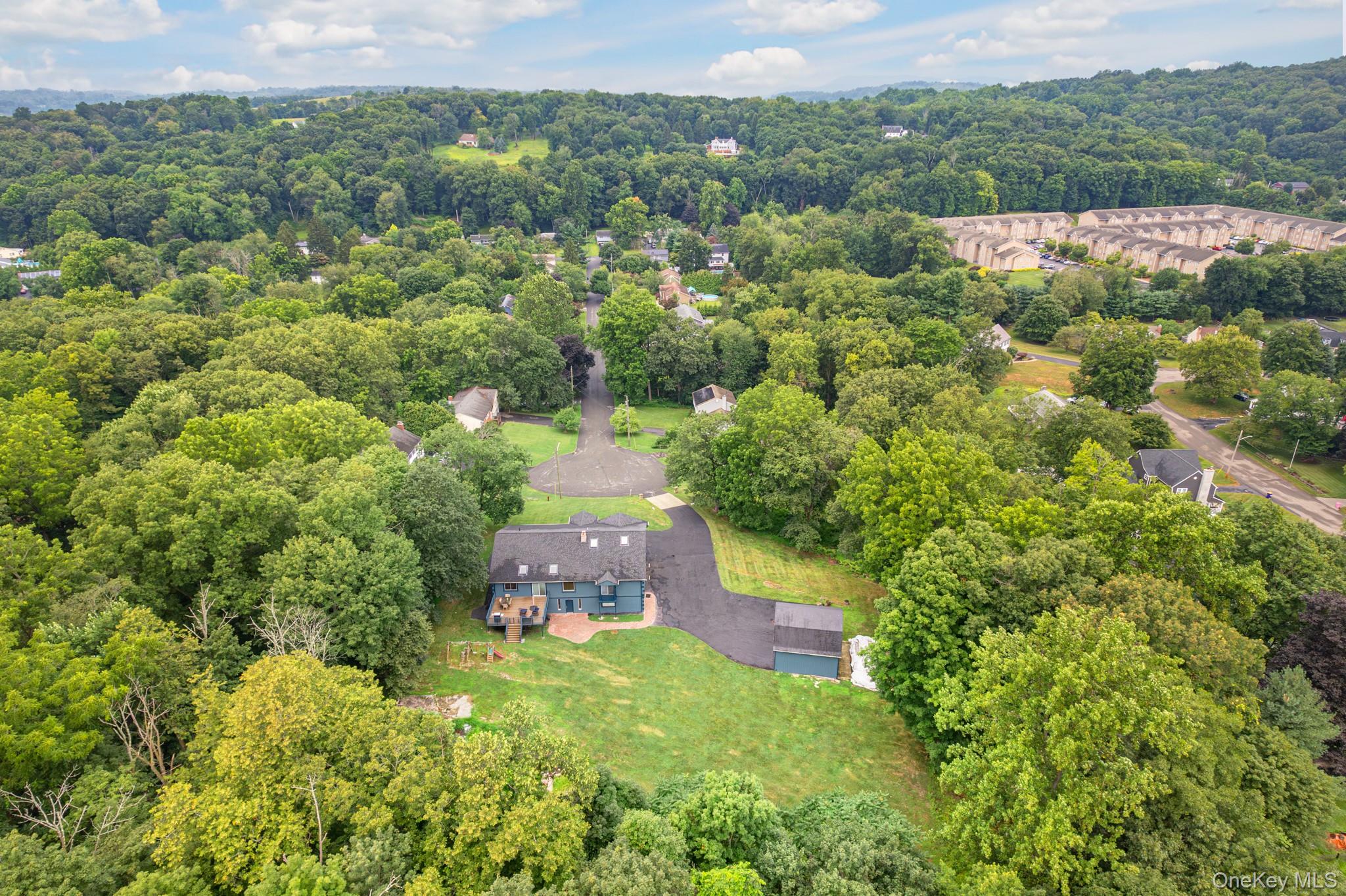 30 N Lynn Street, Warwick, NY 10990