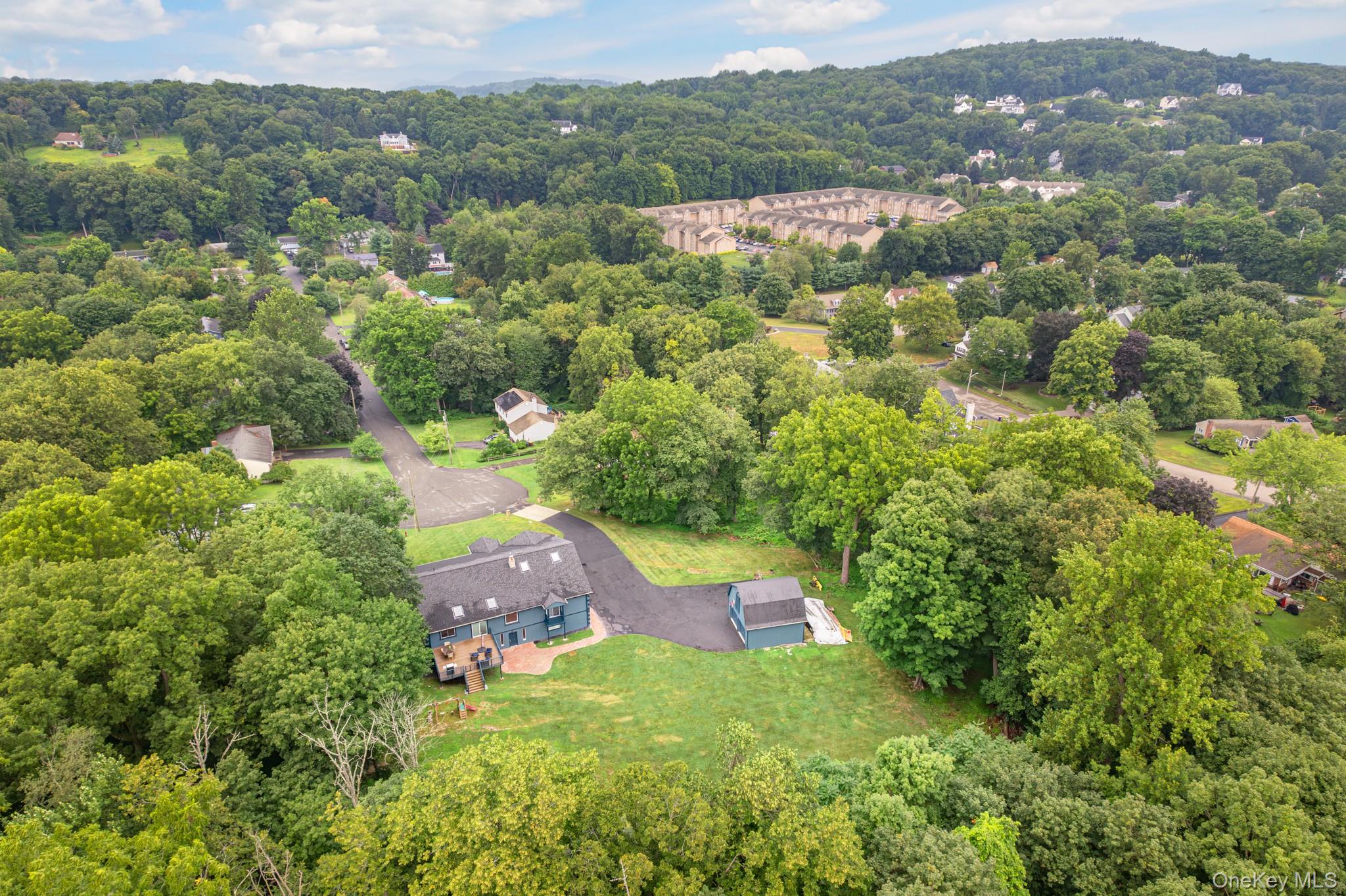 30 N Lynn Street, Warwick, NY 10990