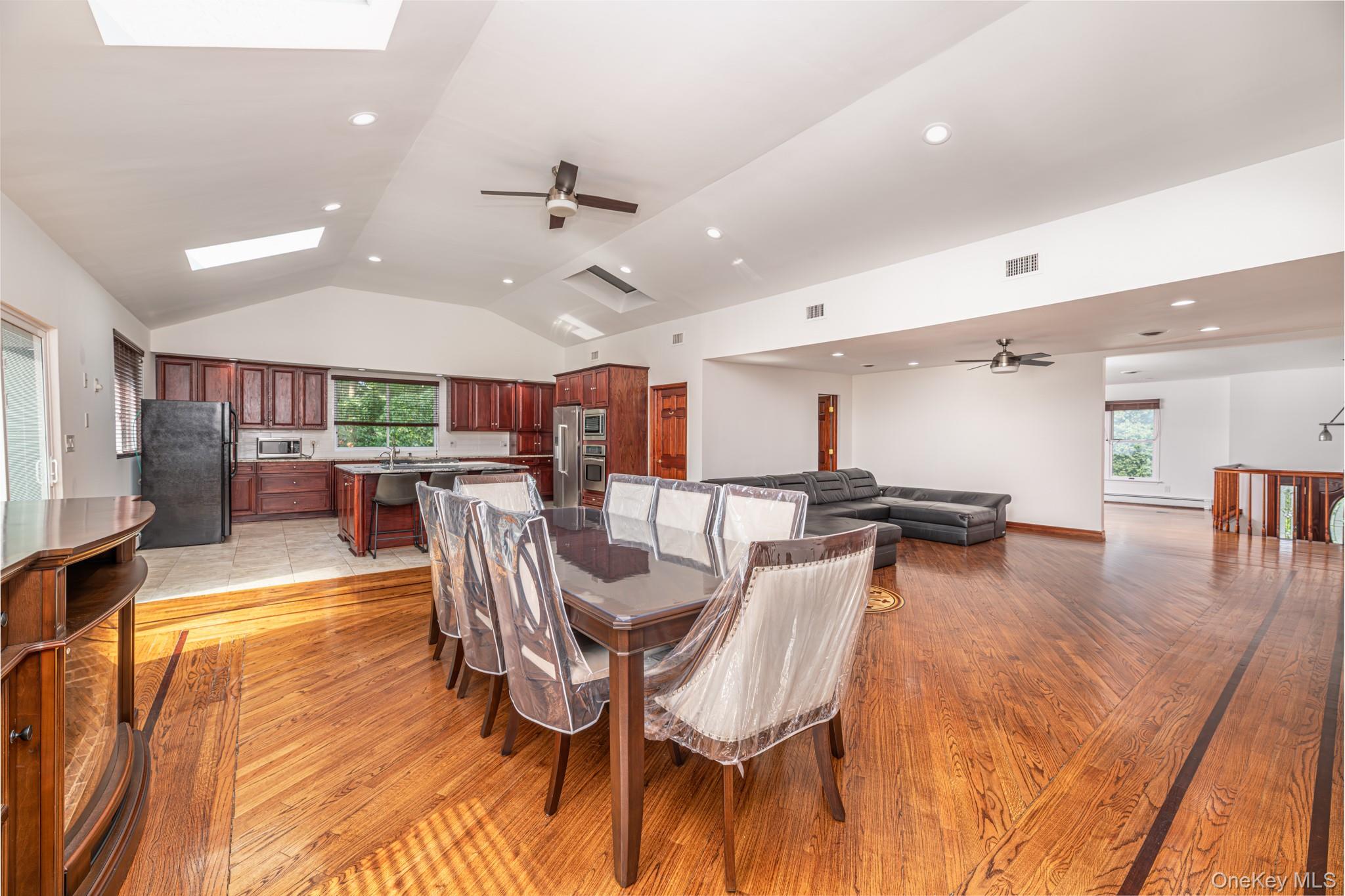 30 N Lynn Street, Warwick, NY 10990