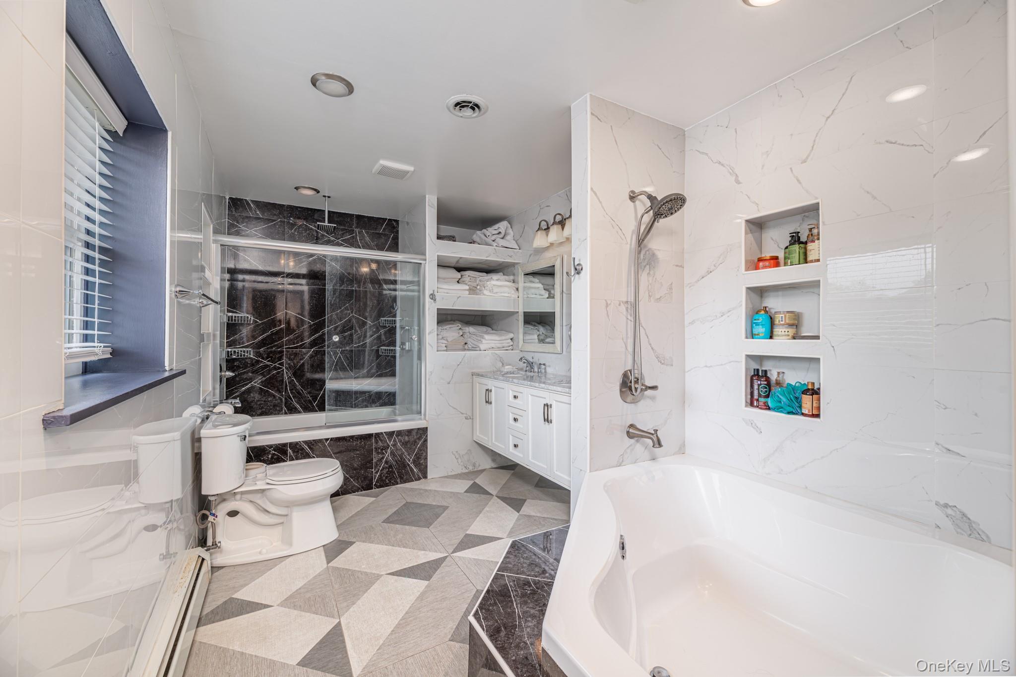 30 N Lynn Street, Warwick, NY 10990