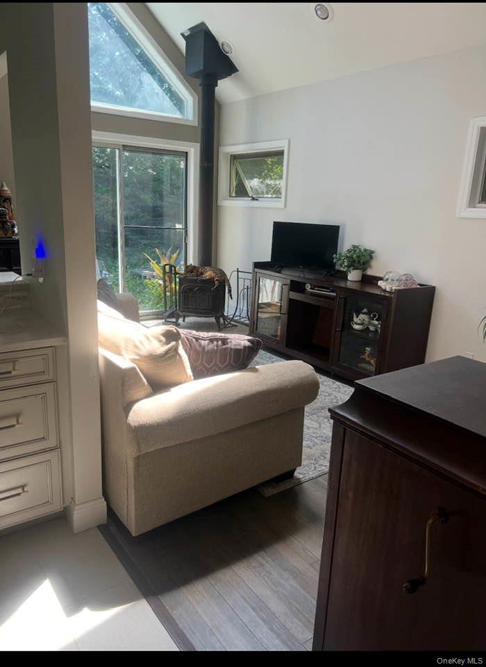 171 Broadway, Rocky Point, NY 11778