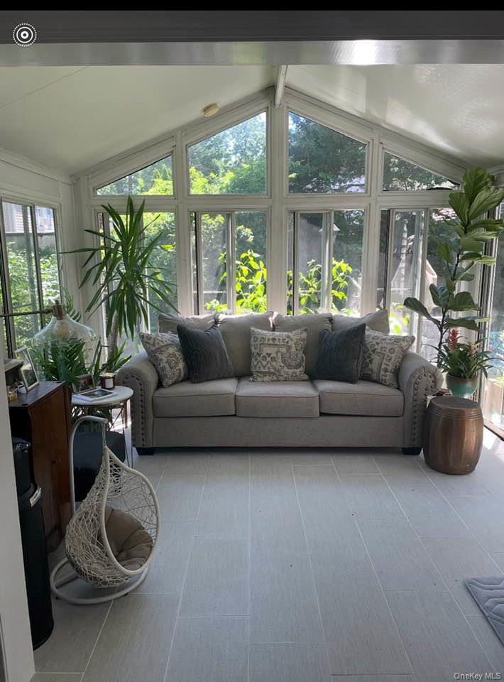 171 Broadway, Rocky Point, NY 11778