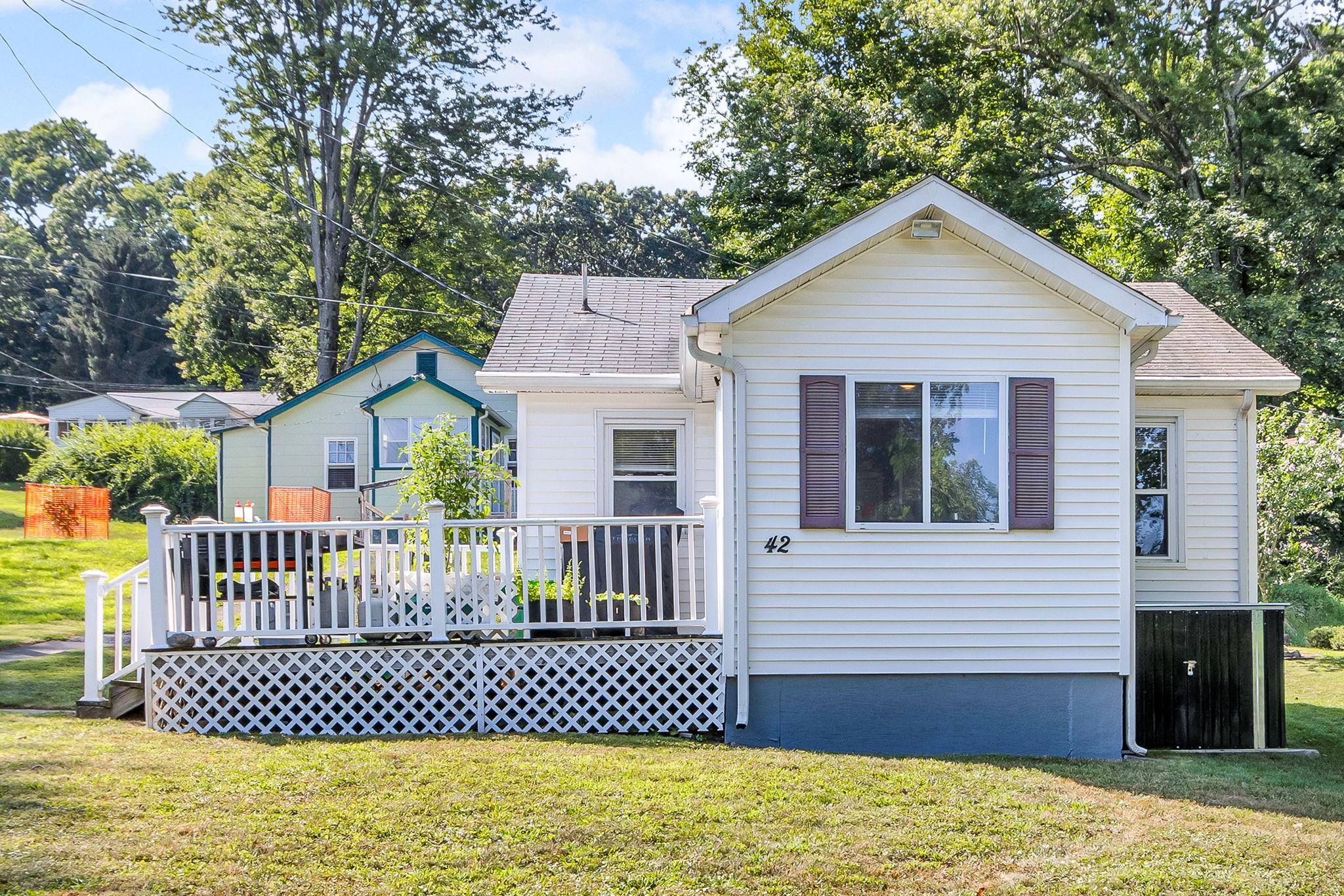 42 Heaton Road, Monroe, NY 10950