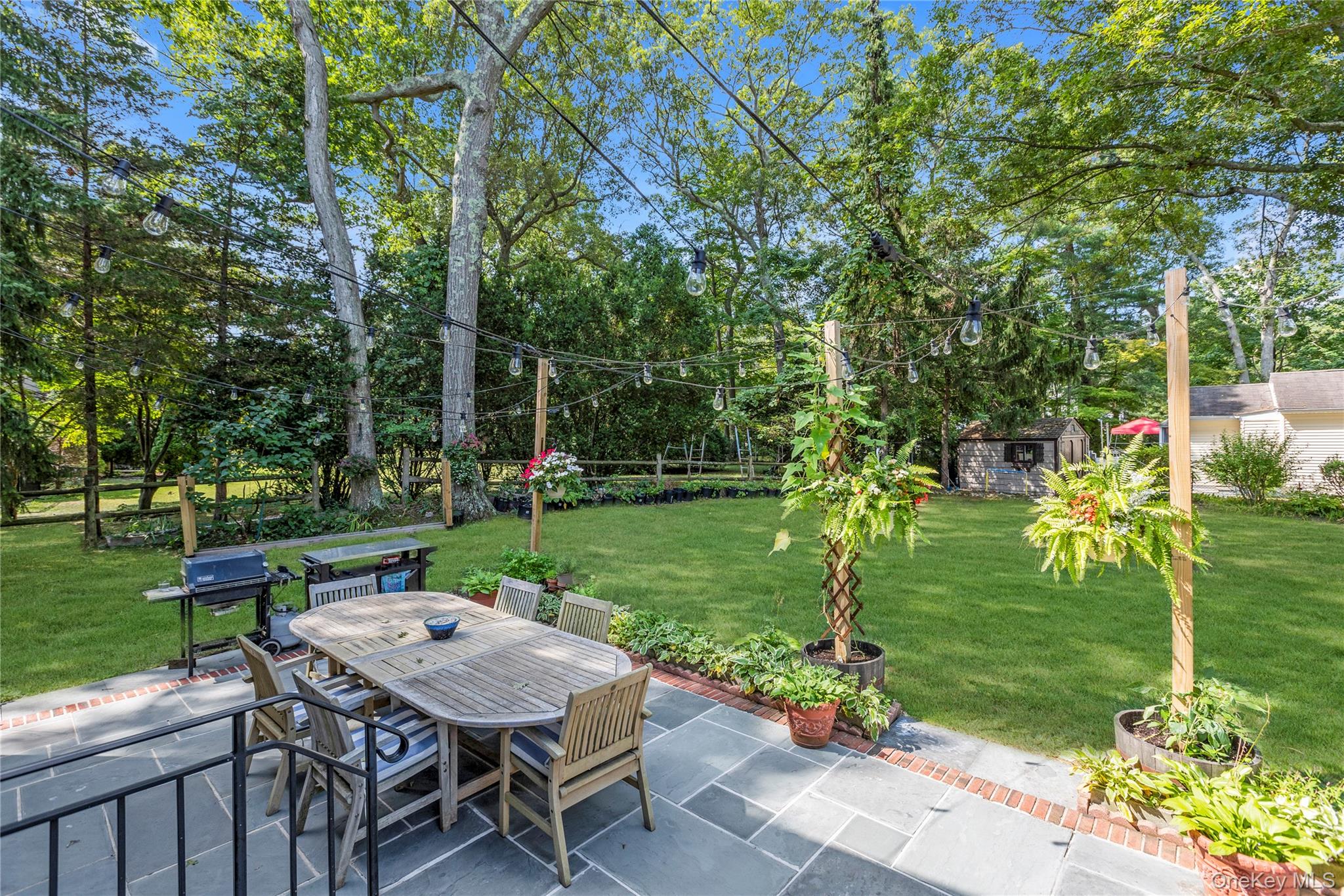 10 Woodfield Avenue, Northport, NY 11768