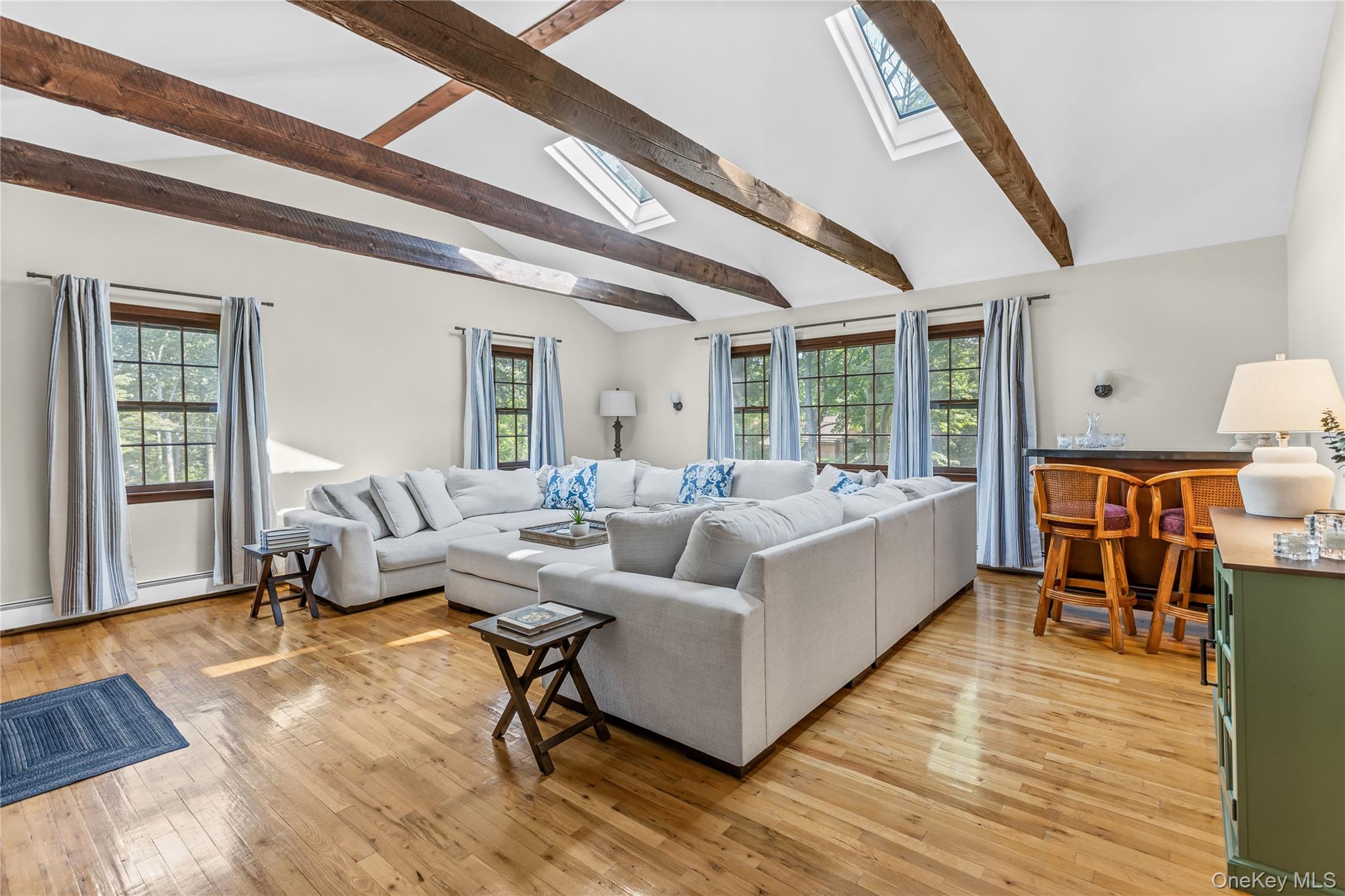 10 Woodfield Avenue, Northport, NY 11768