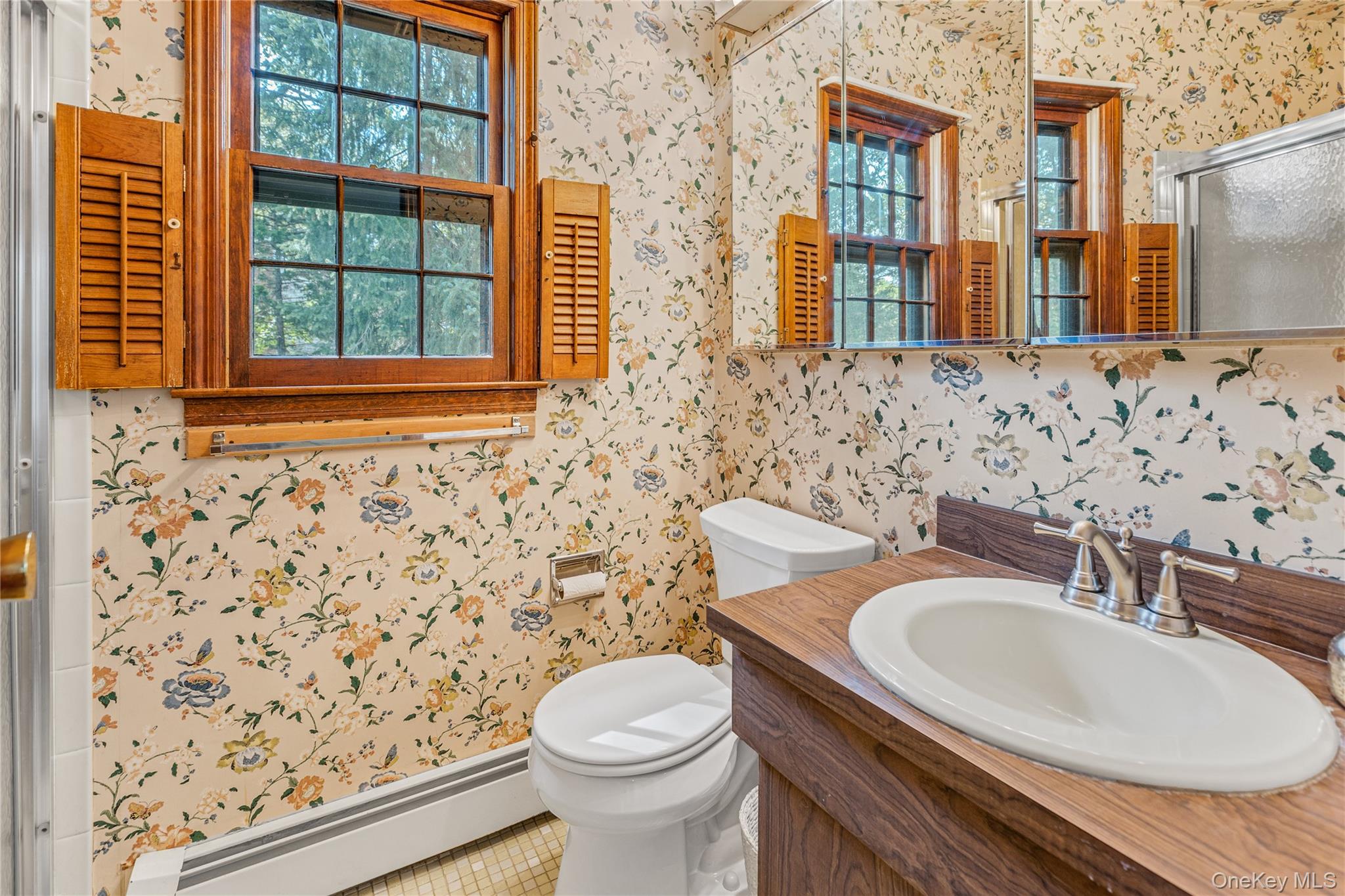 10 Woodfield Avenue, Northport, NY 11768