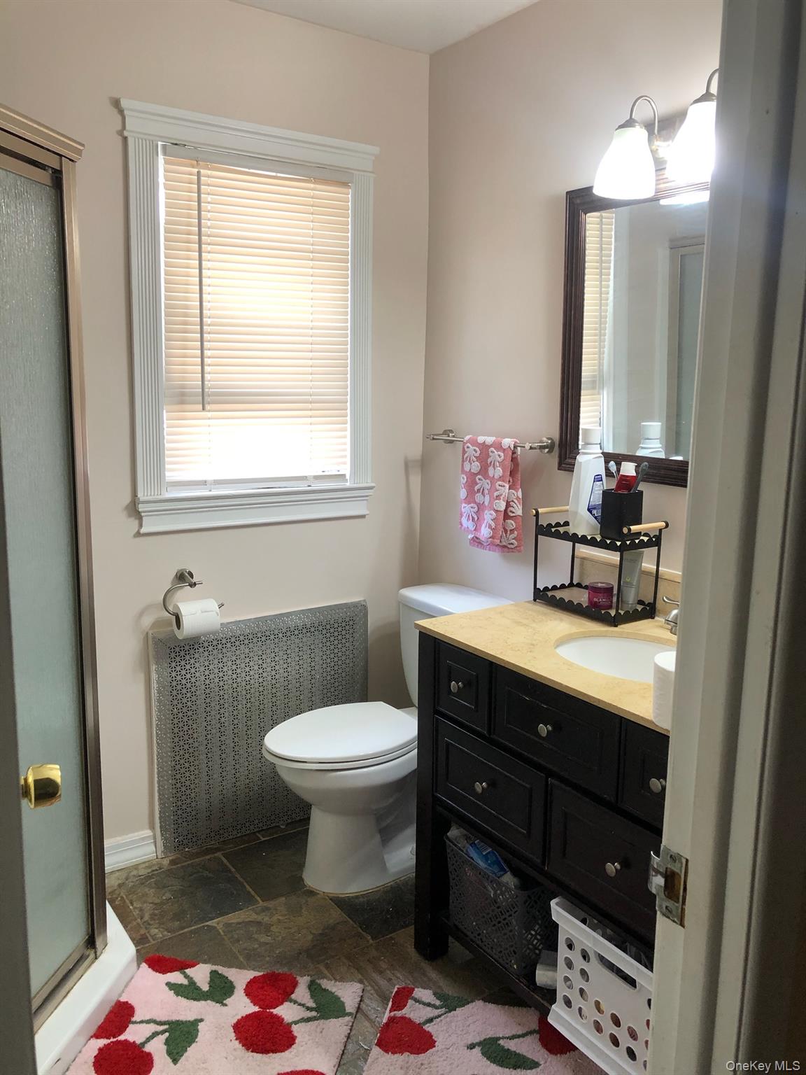 59 Dunwood Road, Port Washington, NY 11050