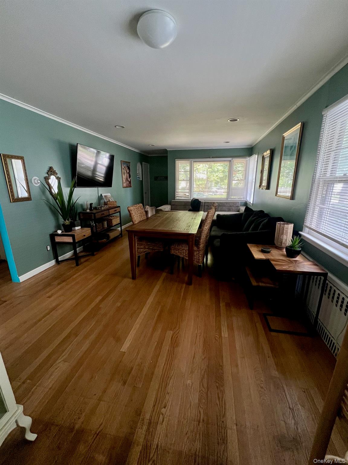 59 Dunwood Road, Port Washington, NY 11050