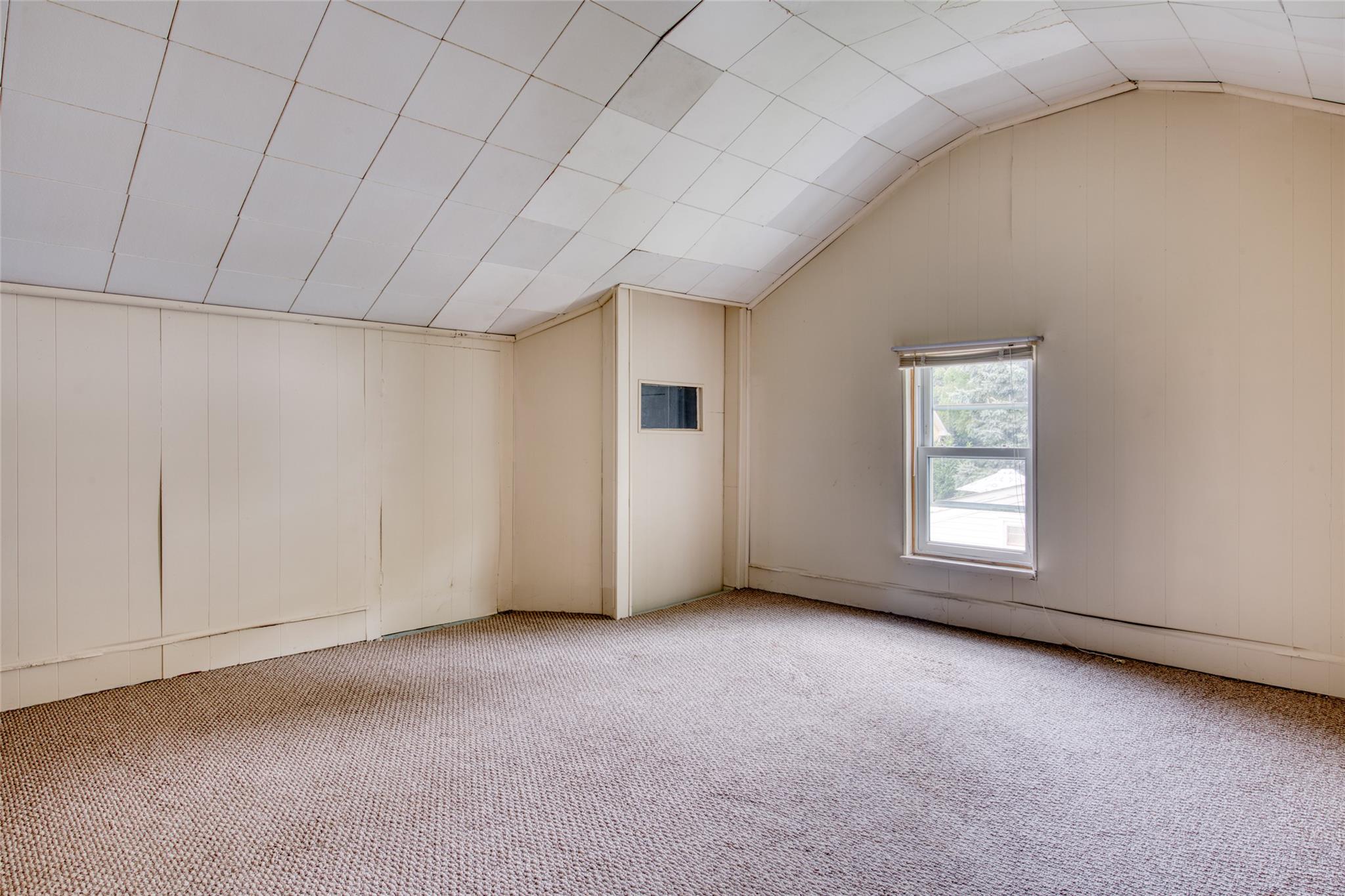 330 2nd Street, Greenport, NY 11944