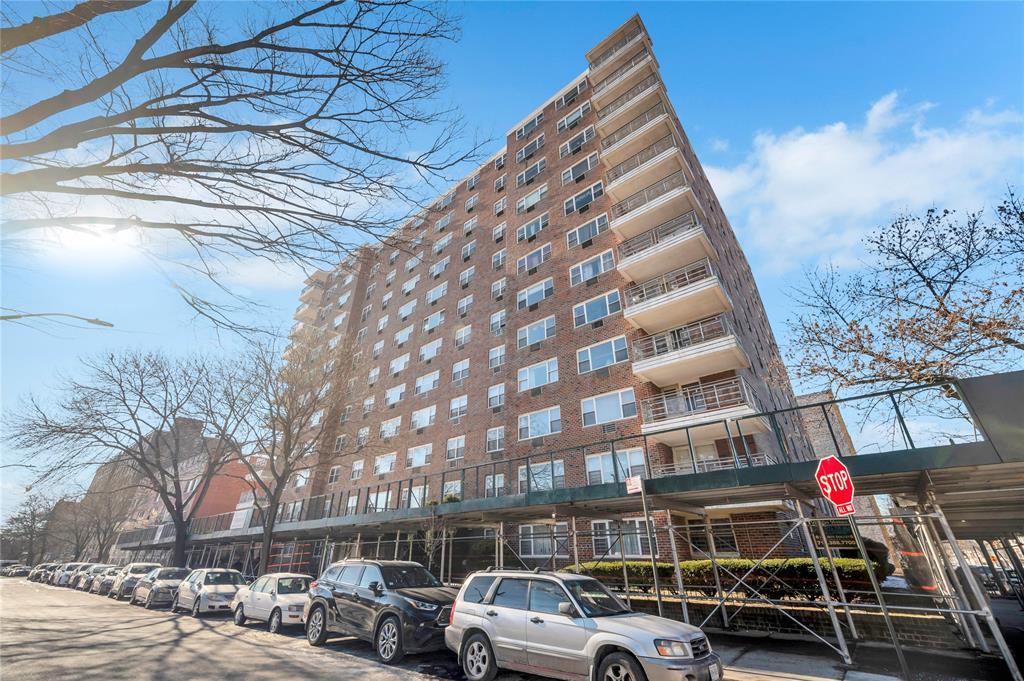 89-00 170th Street # 3K, Jamaica, NY 11432