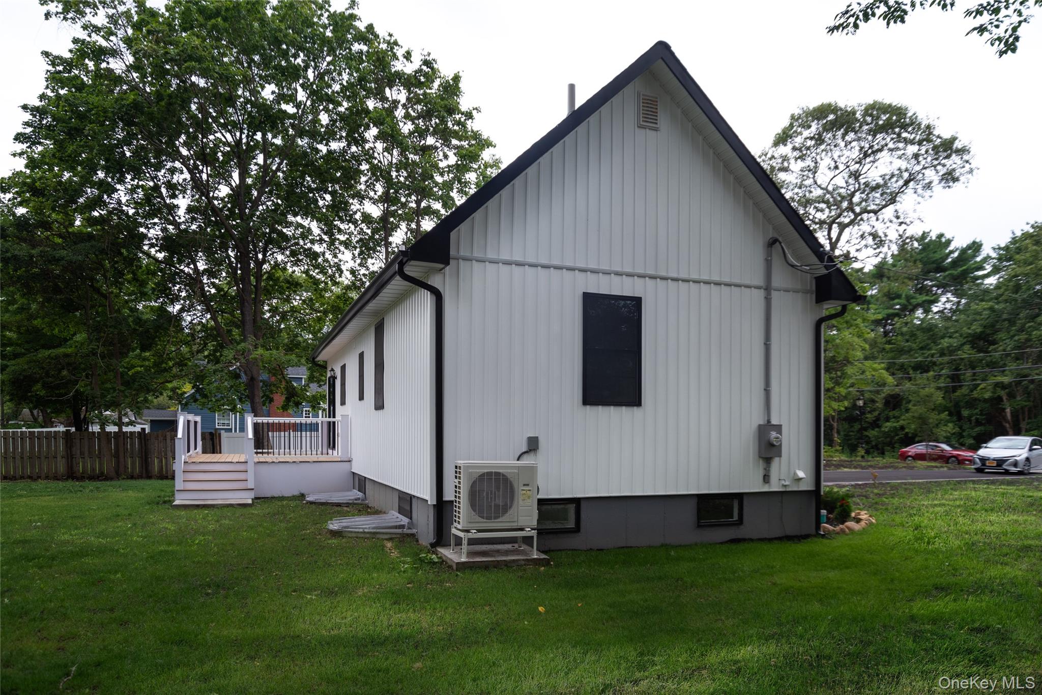 568 S Granny Road, Medford, NY 11763