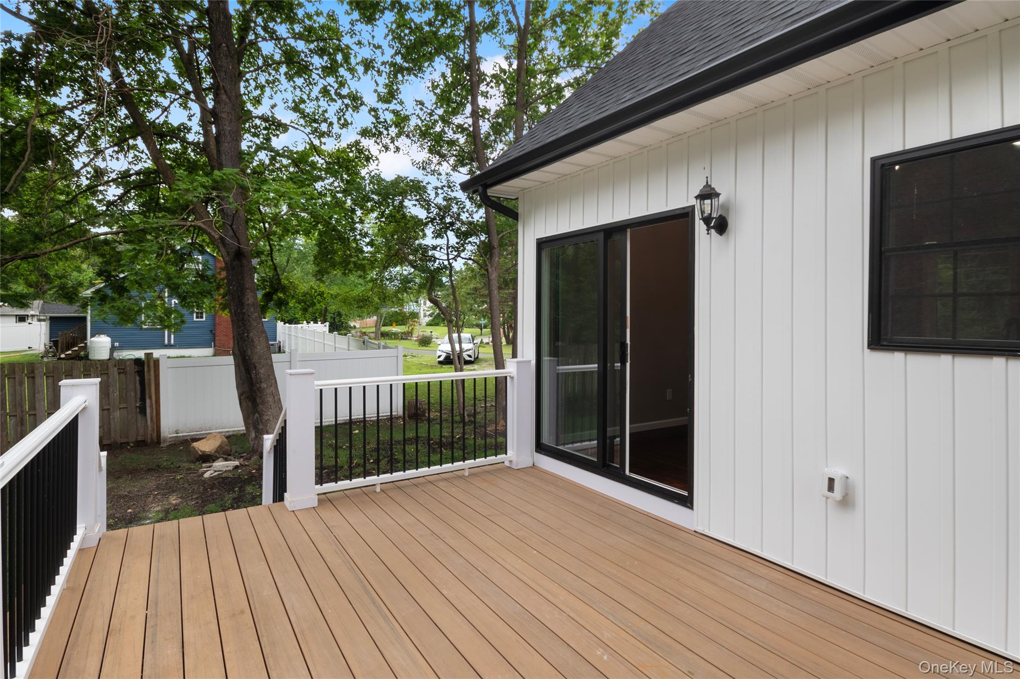 568 S Granny Road, Medford, NY 11763