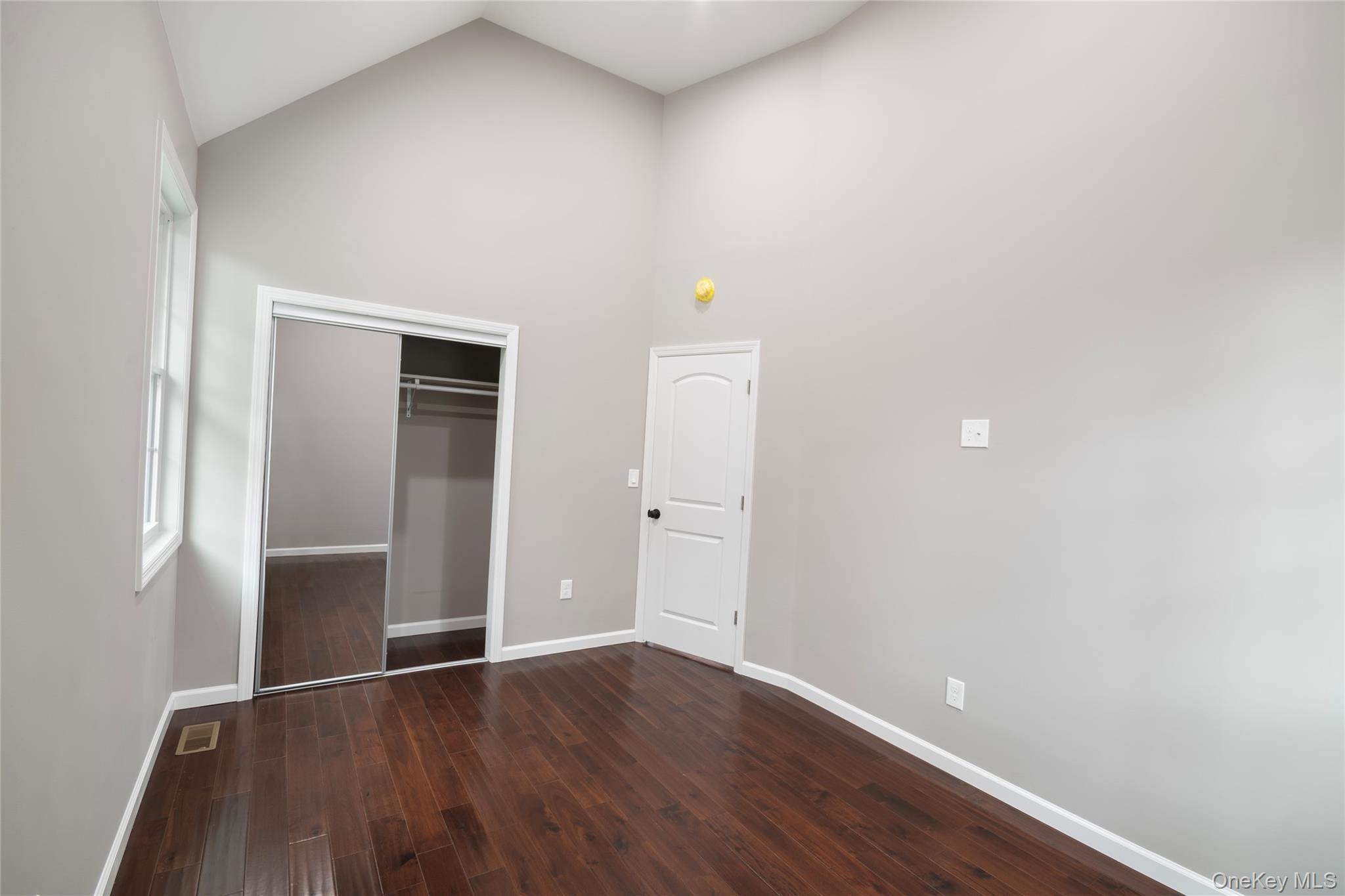 568 S Granny Road, Medford, NY 11763