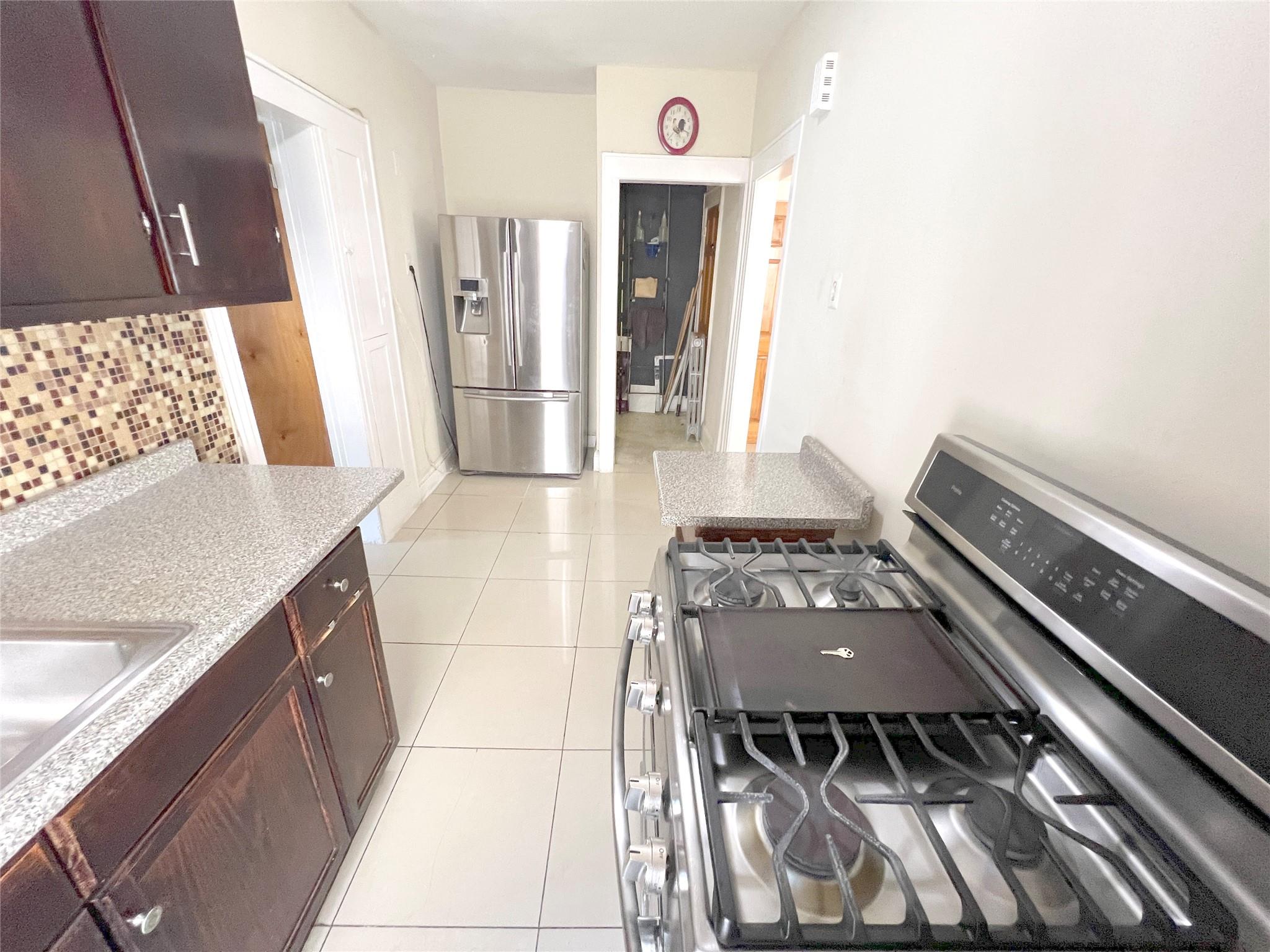 81 Autumn Avenue, Brooklyn, NY 11208