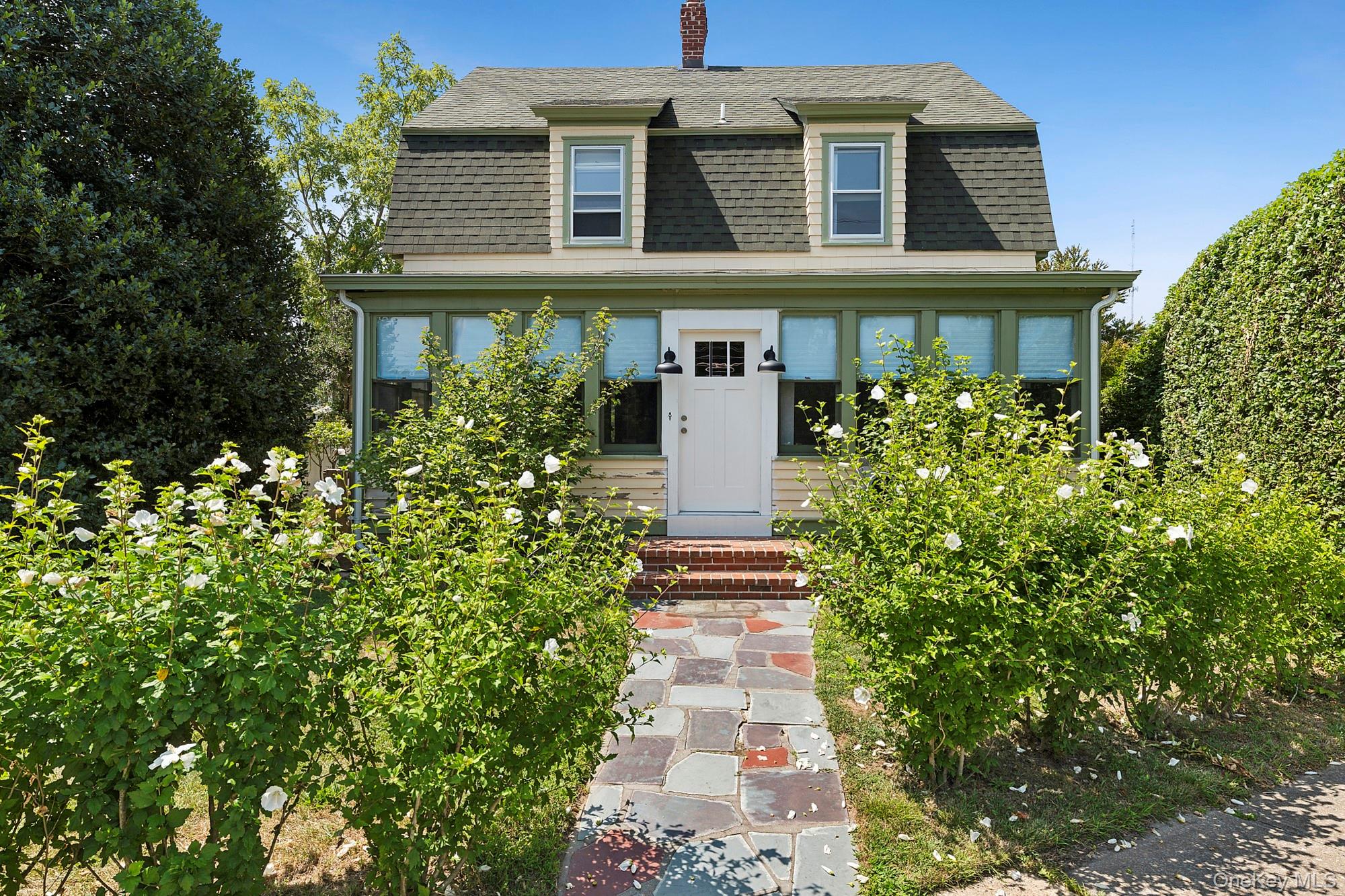 727 Main Street, Greenport, NY 11944