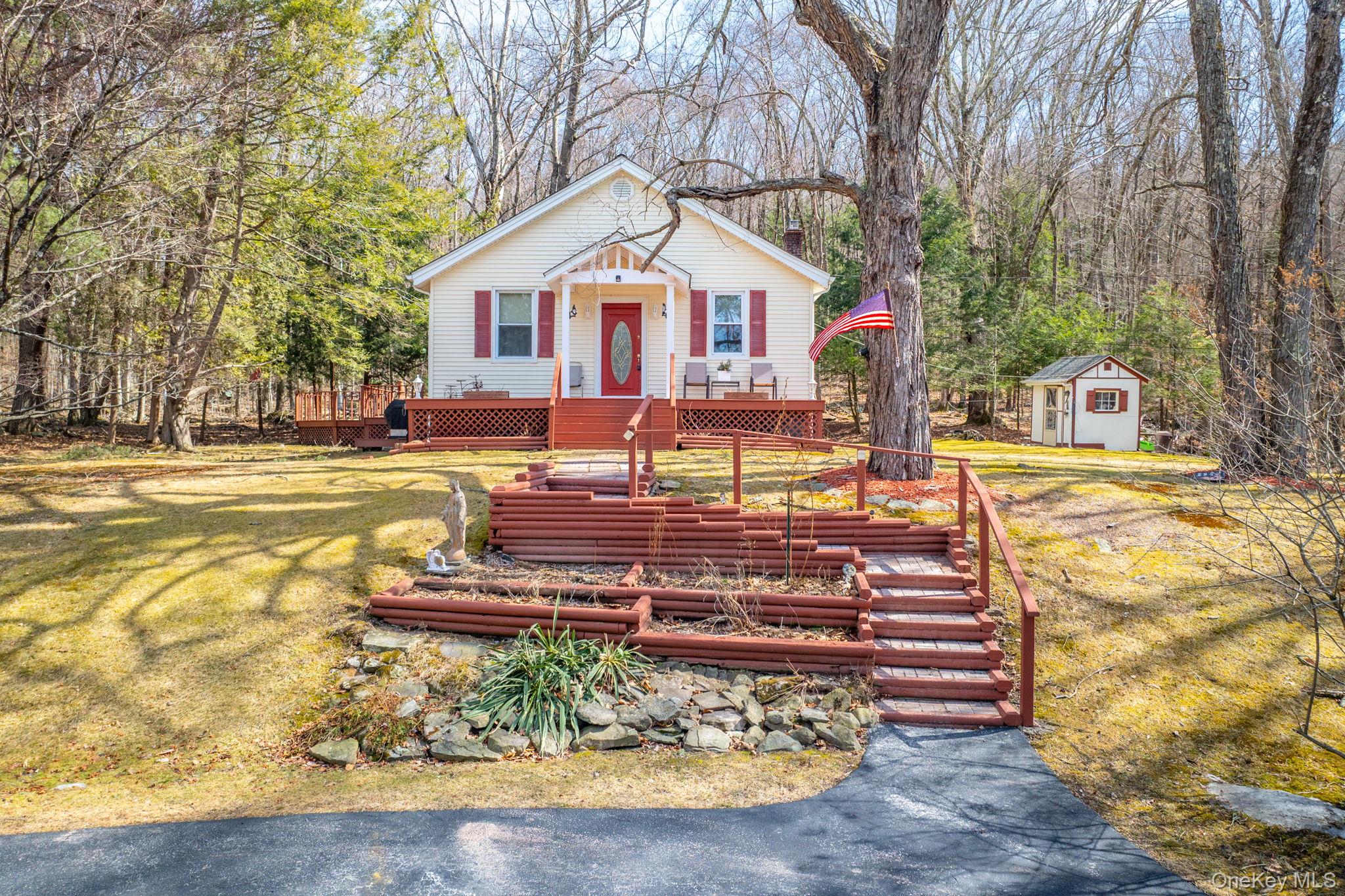 370 Starlight Road, Monticello, NY 12701