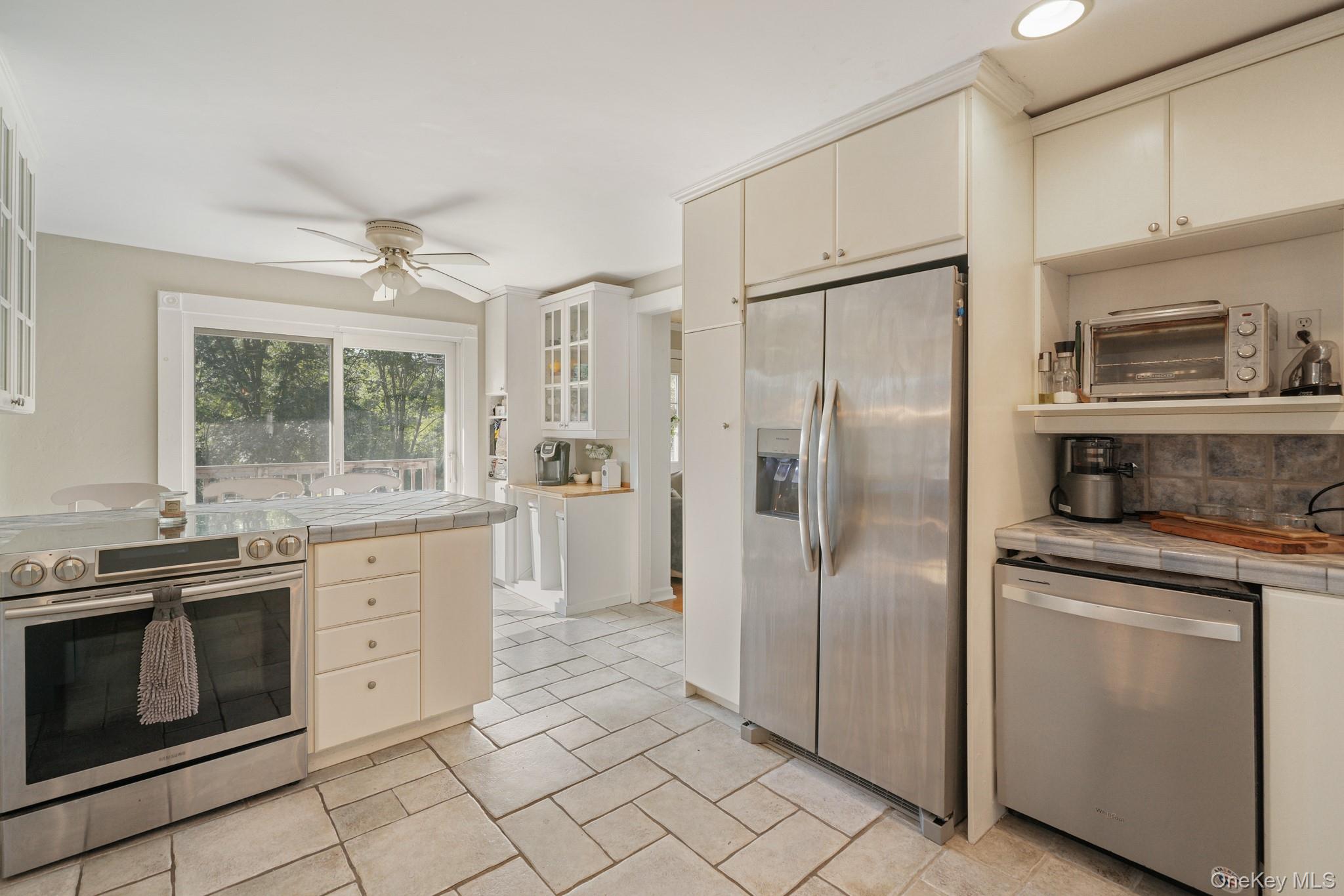 407 Fort Van Tyle Road, Port Jervis, NY 12771