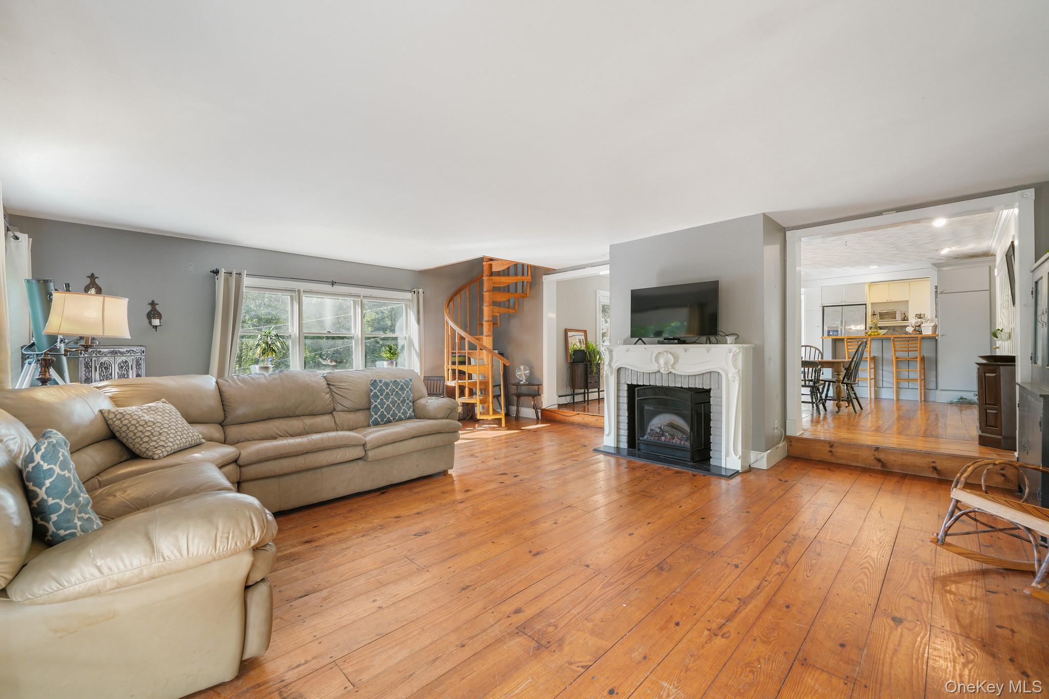 407 Fort Van Tyle Road, Port Jervis, NY 12771