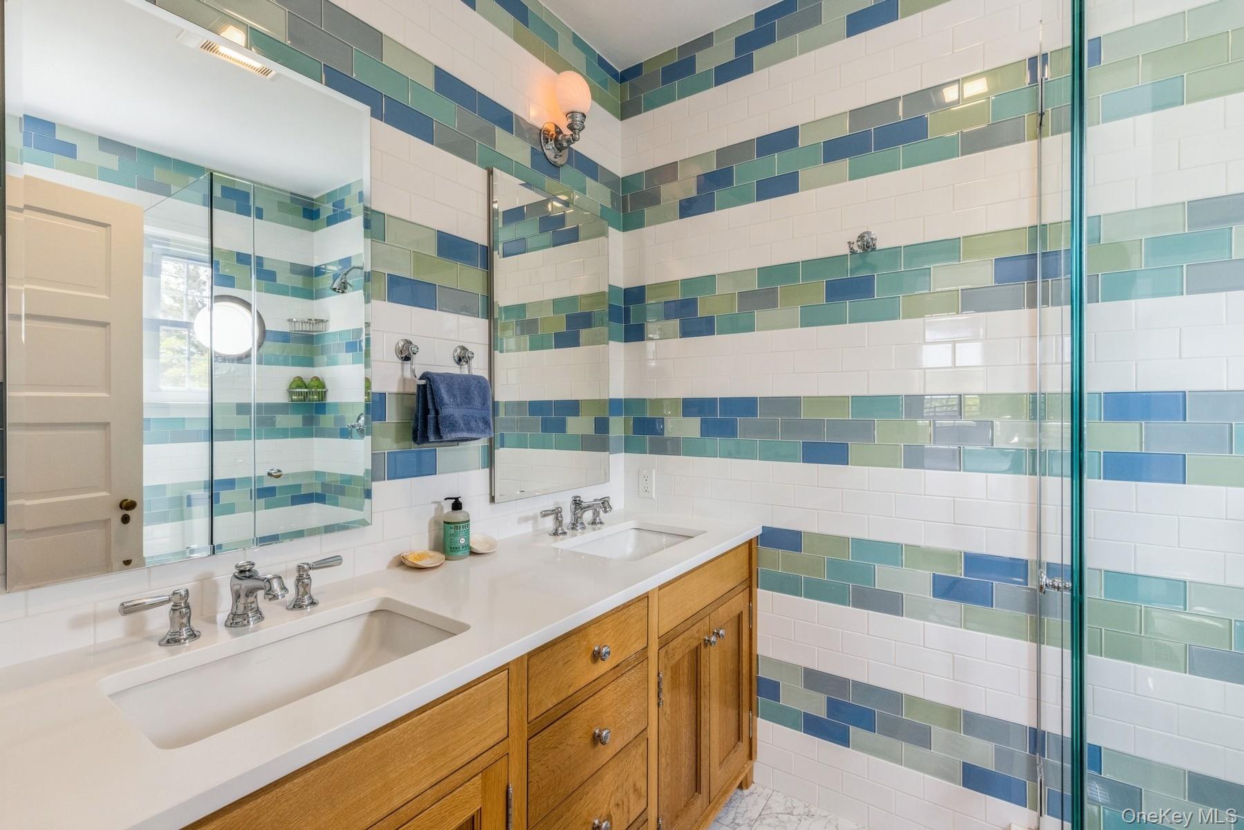 196 Dune Road, Quogue, NY 11959