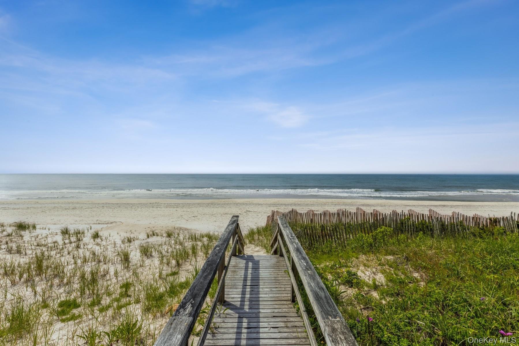 196 Dune Road, Quogue, NY 11959