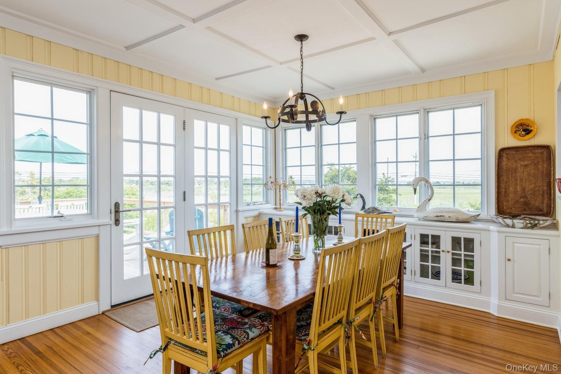 196 Dune Road, Quogue, NY 11959