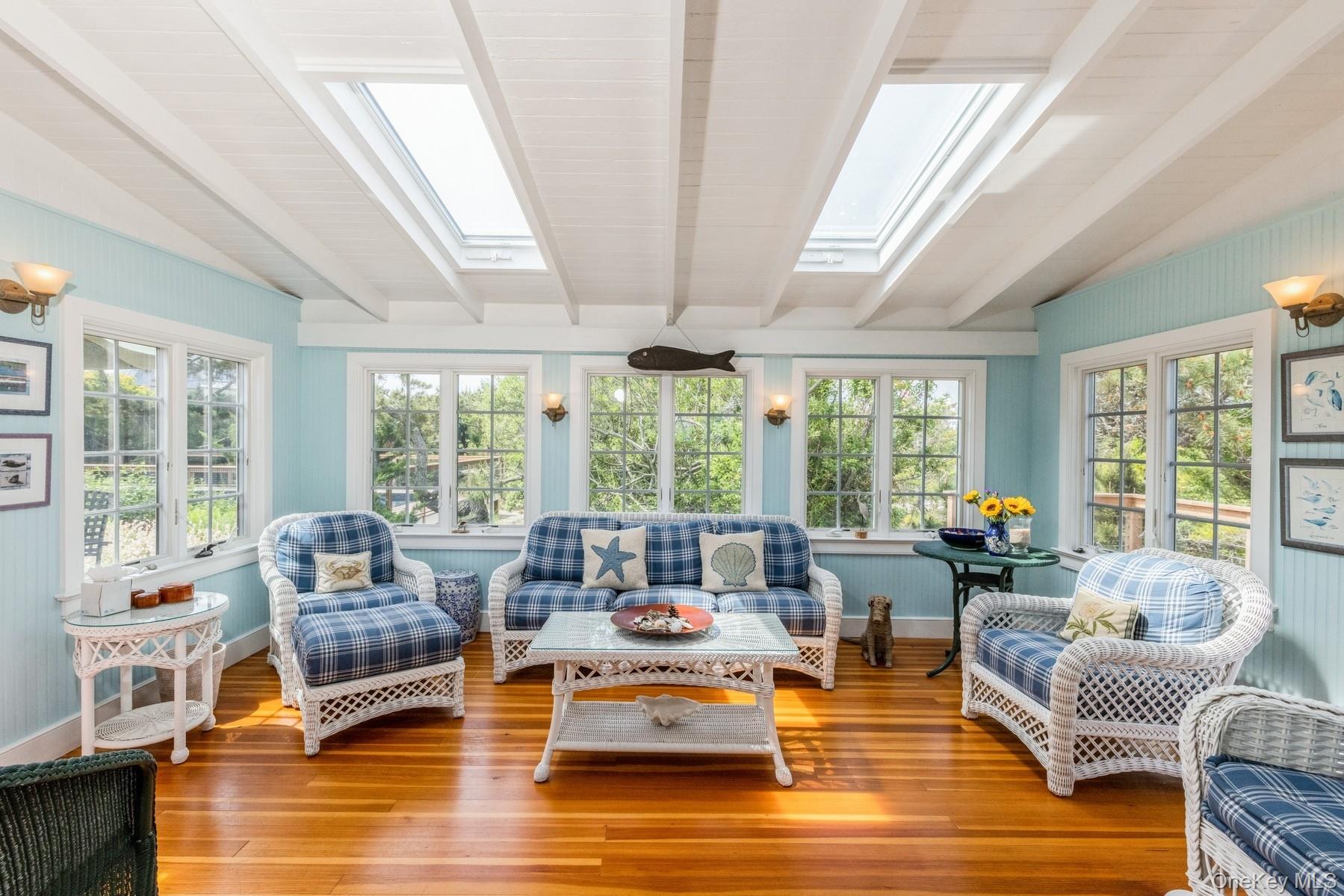 196 Dune Road, Quogue, NY 11959