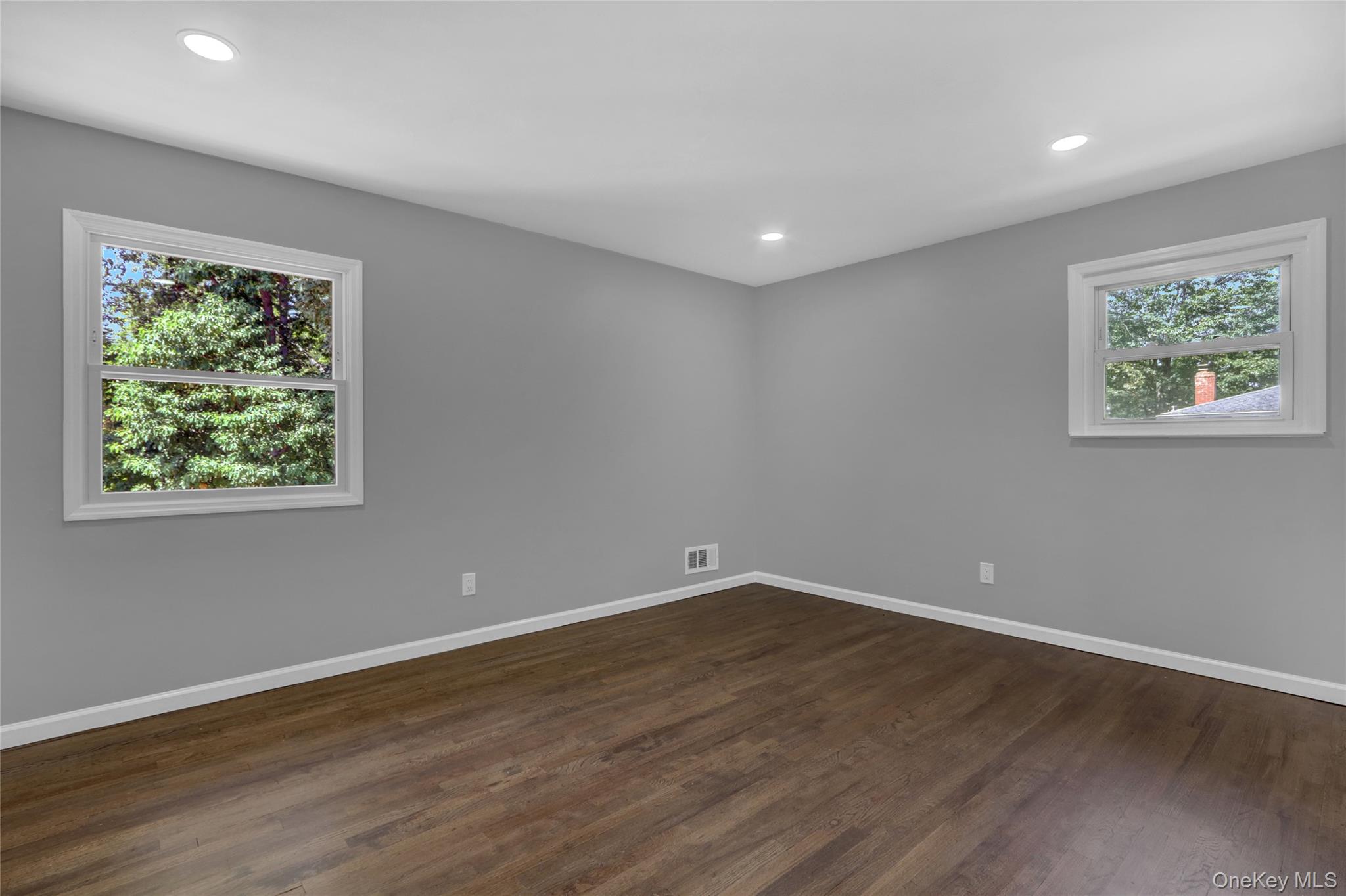 7 Walwin Place, Huntington, NY 11743