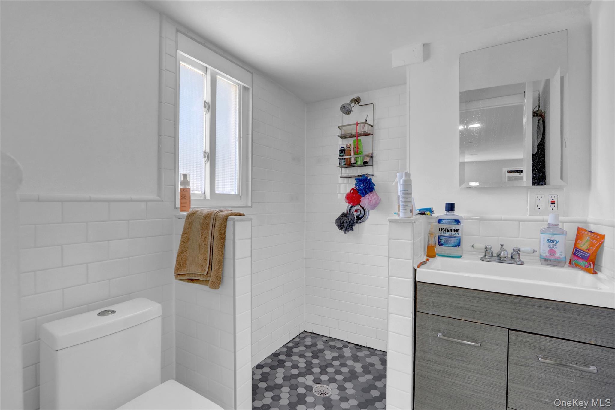 7 Walwin Place, Huntington, NY 11743