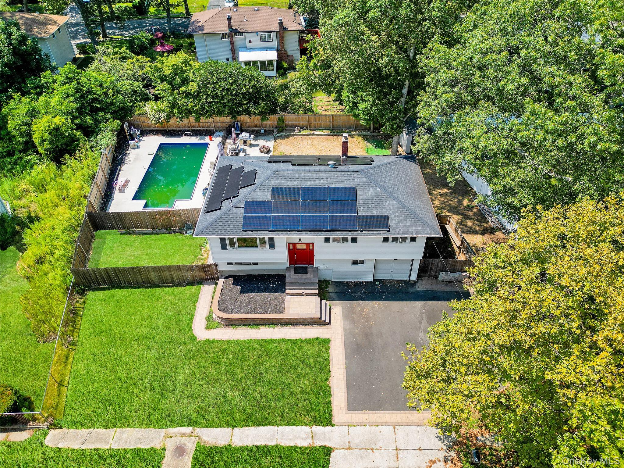 7 Walwin Place, Huntington, NY 11743