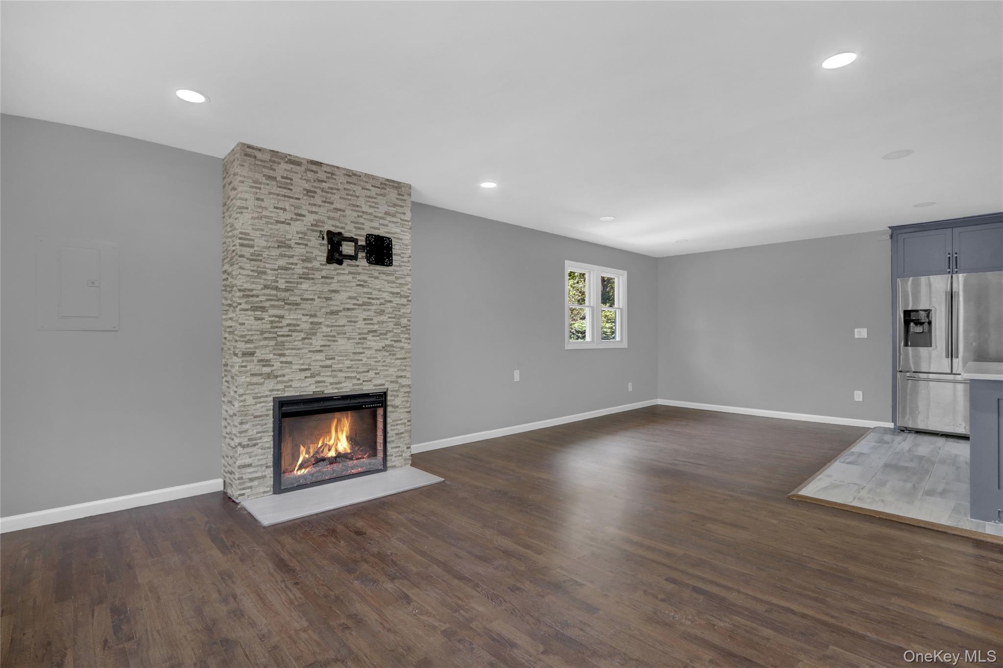 7 Walwin Place, Huntington, NY 11743