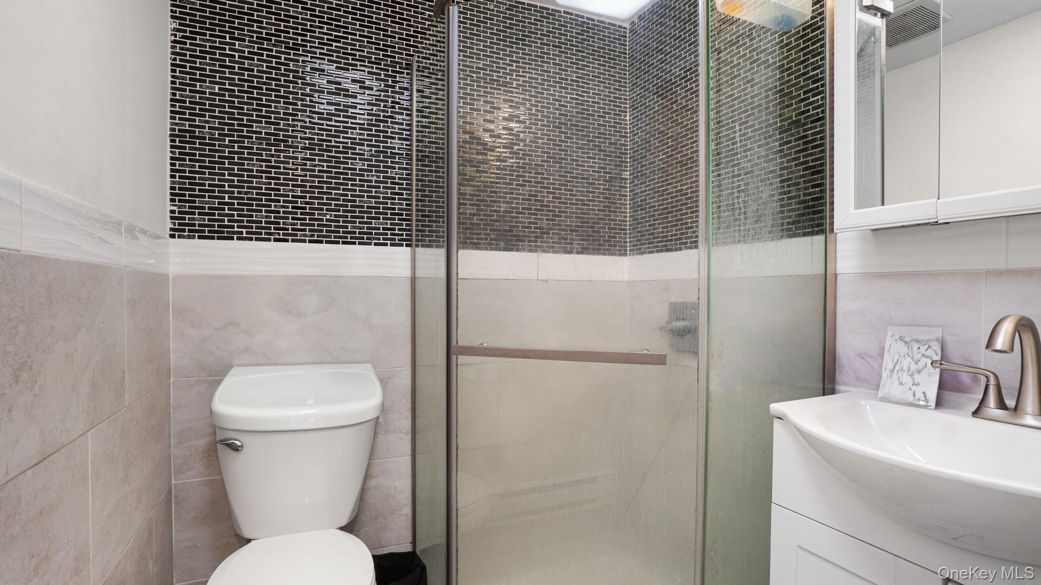 2476 Linden Boulevard, Brooklyn, NY 11208