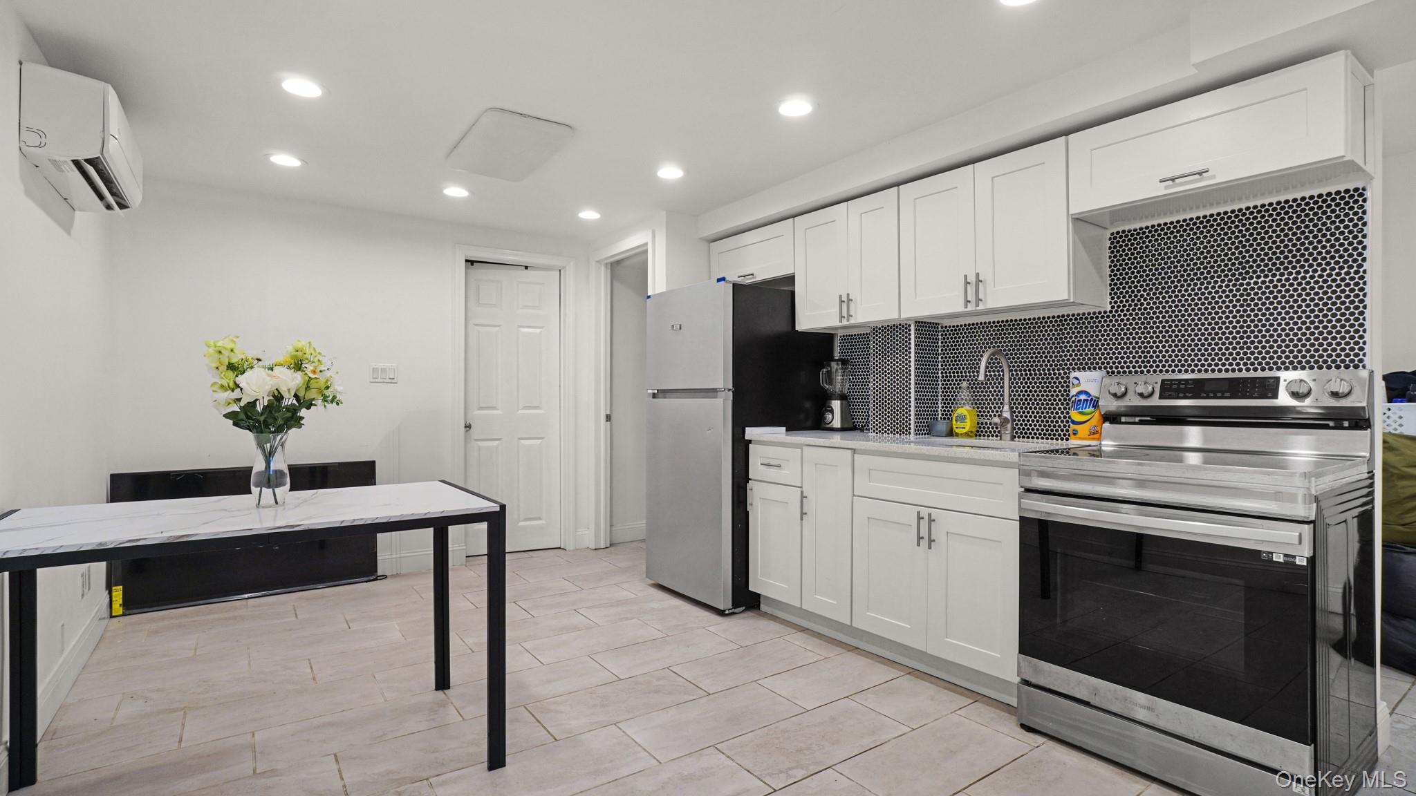 2476 Linden Boulevard, Brooklyn, NY 11208