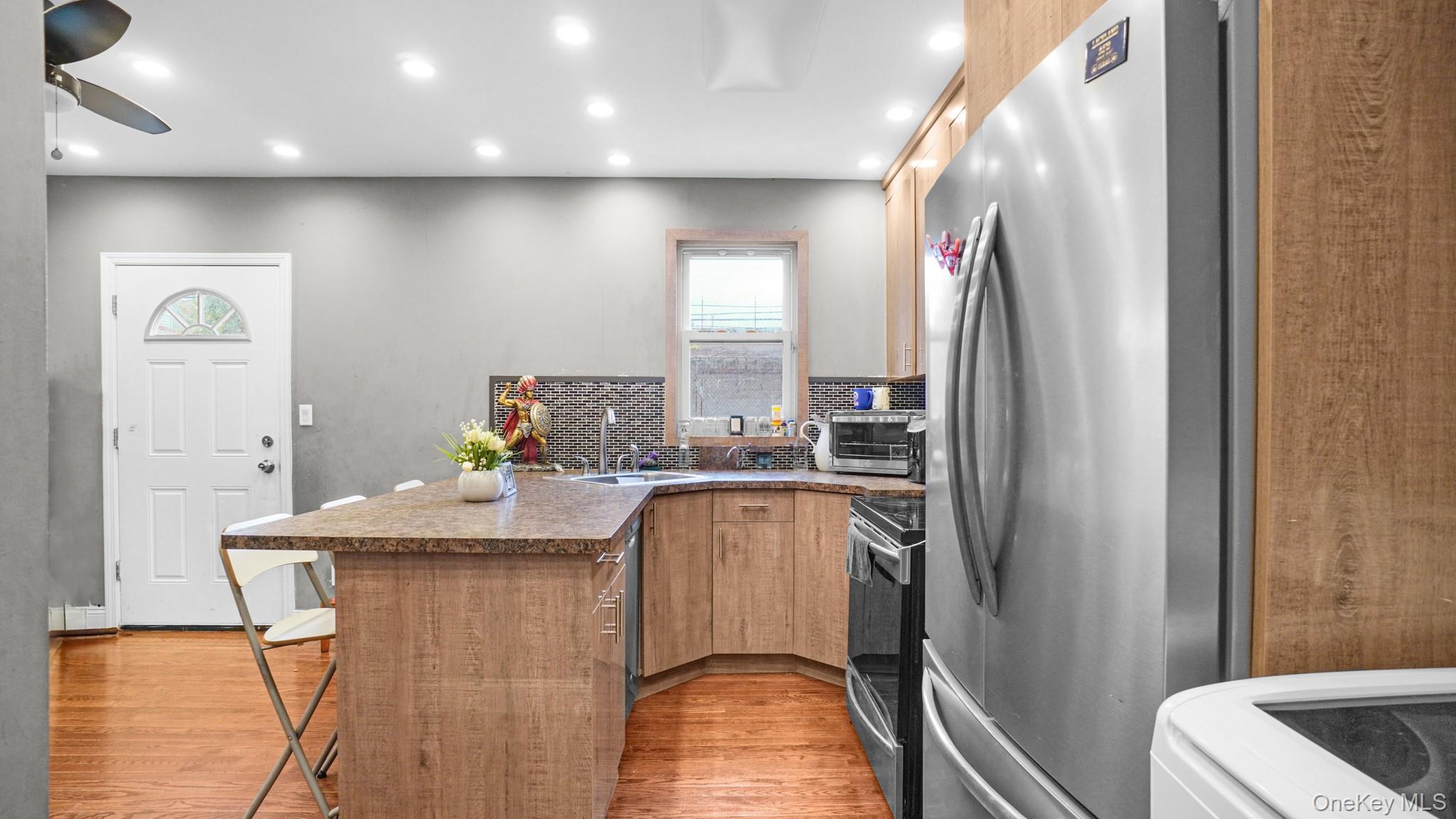 2476 Linden Boulevard, Brooklyn, NY 11208