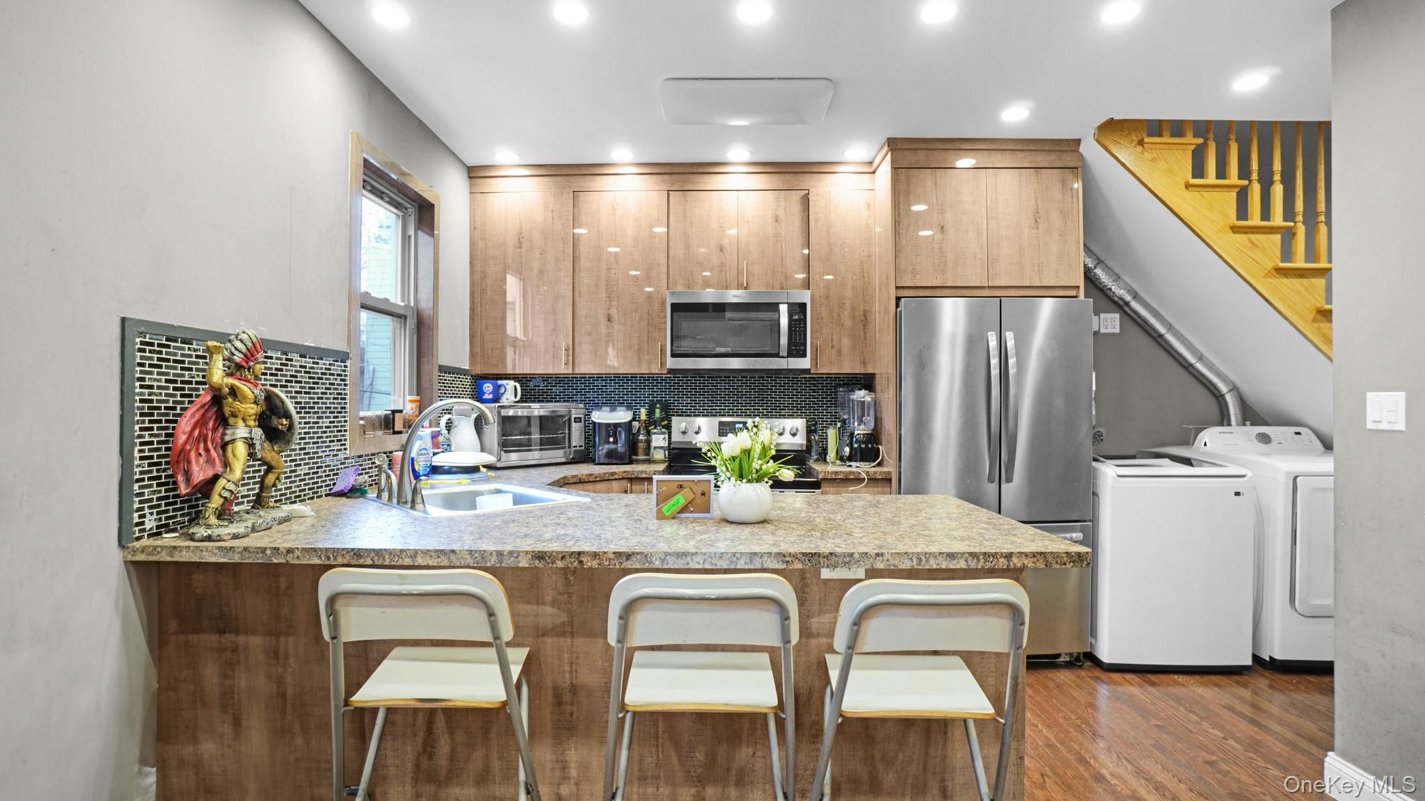 2476 Linden Boulevard, Brooklyn, NY 11208