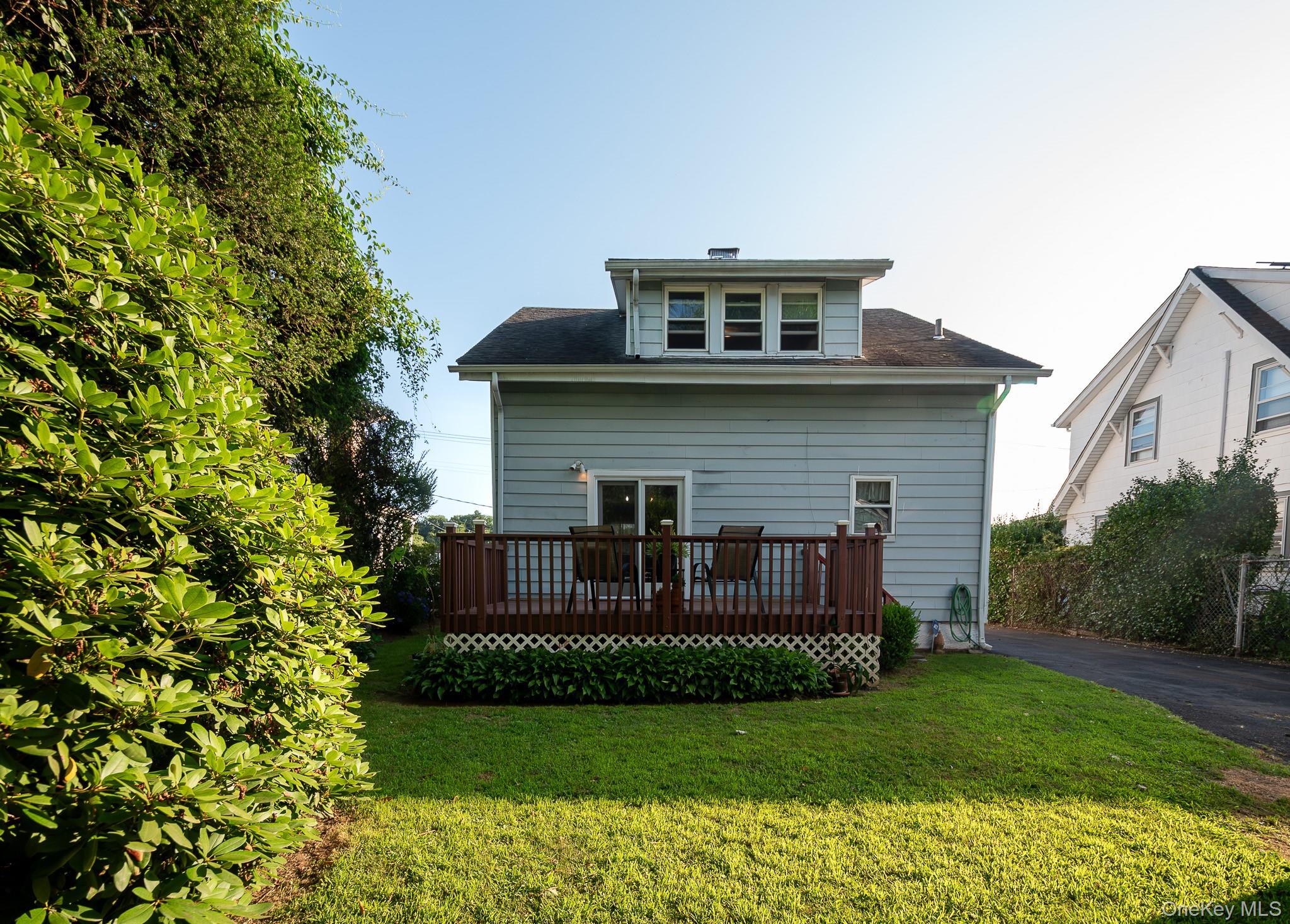 74 McLean Avenue, White Plains, NY 10607