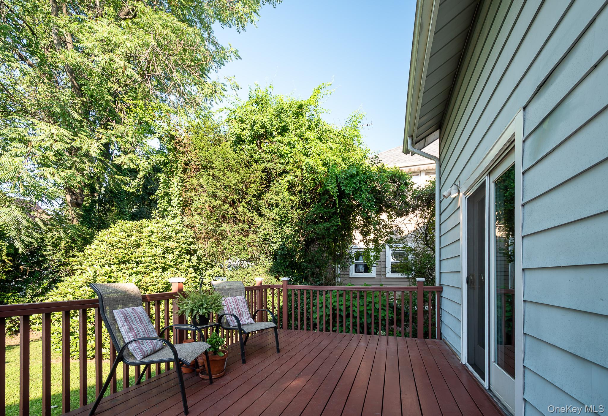 74 McLean Avenue, White Plains, NY 10607