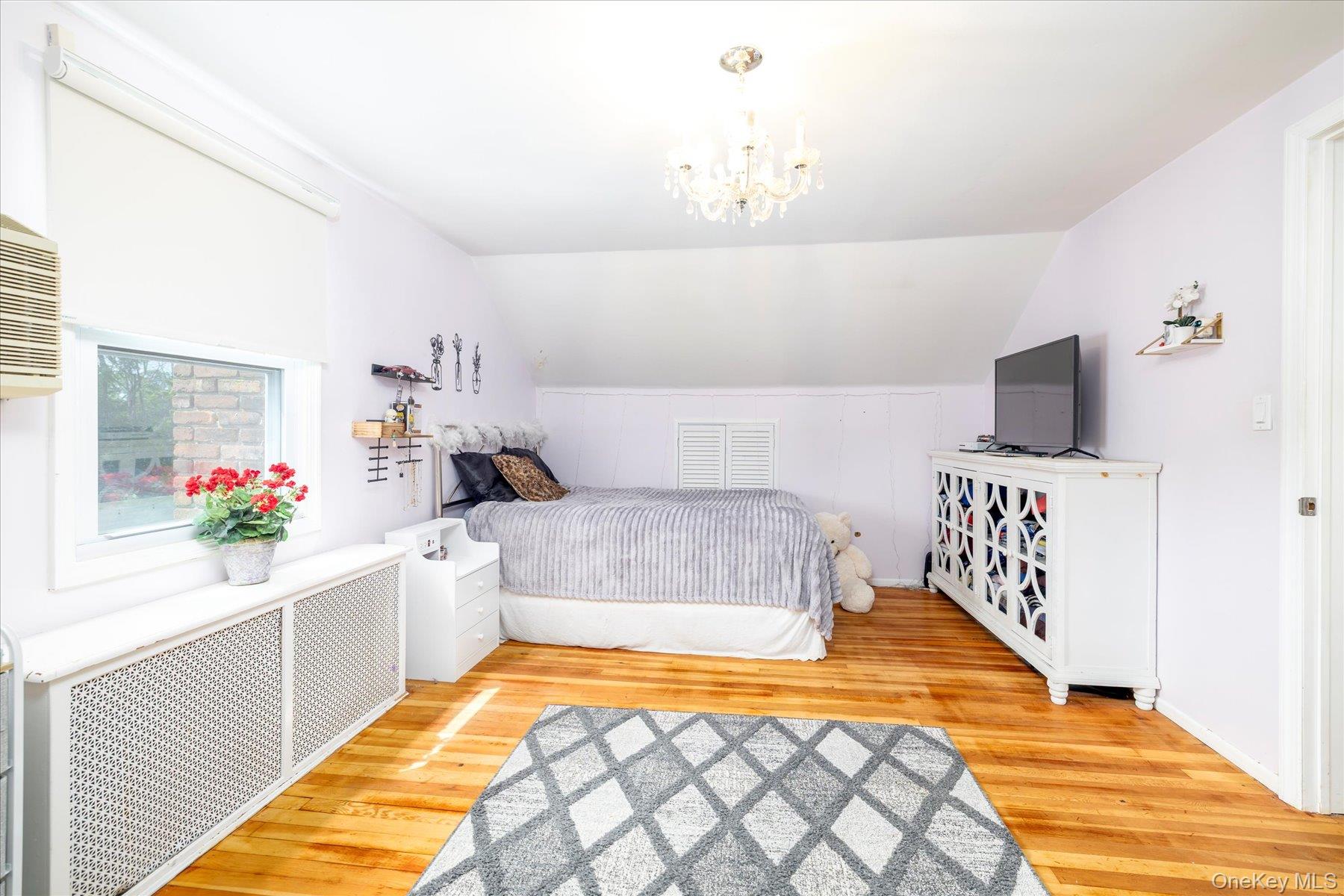 2612 Yorktown Street, Oceanside, NY 11572