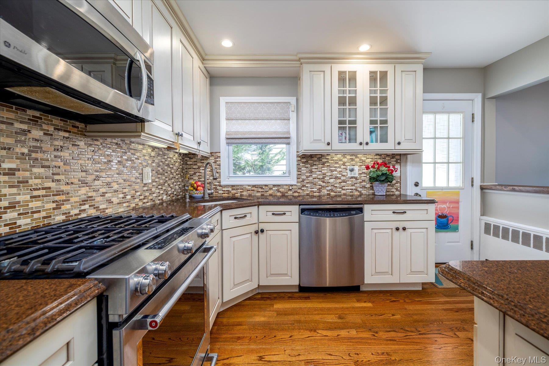 2612 Yorktown Street, Oceanside, NY 11572