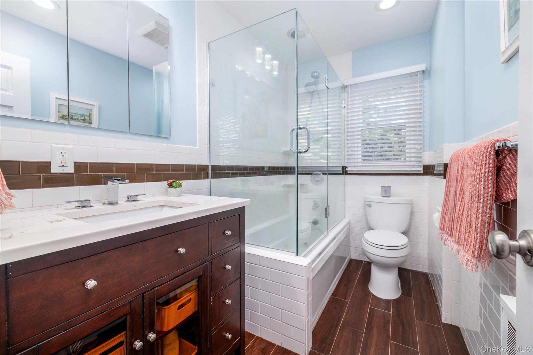 2612 Yorktown Street, Oceanside, NY 11572