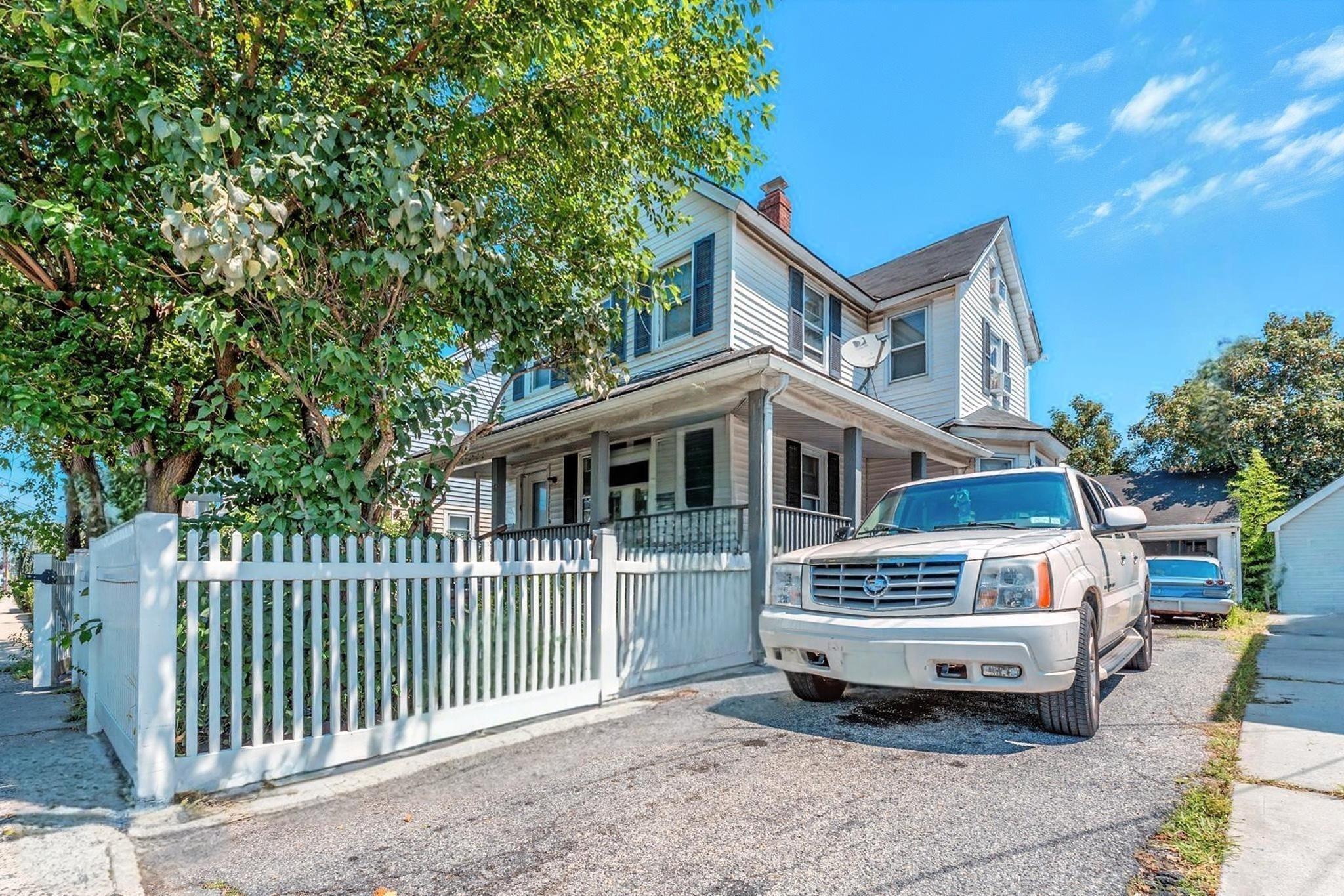 78 New Hyde Park Road, Franklin Square, NY 11010