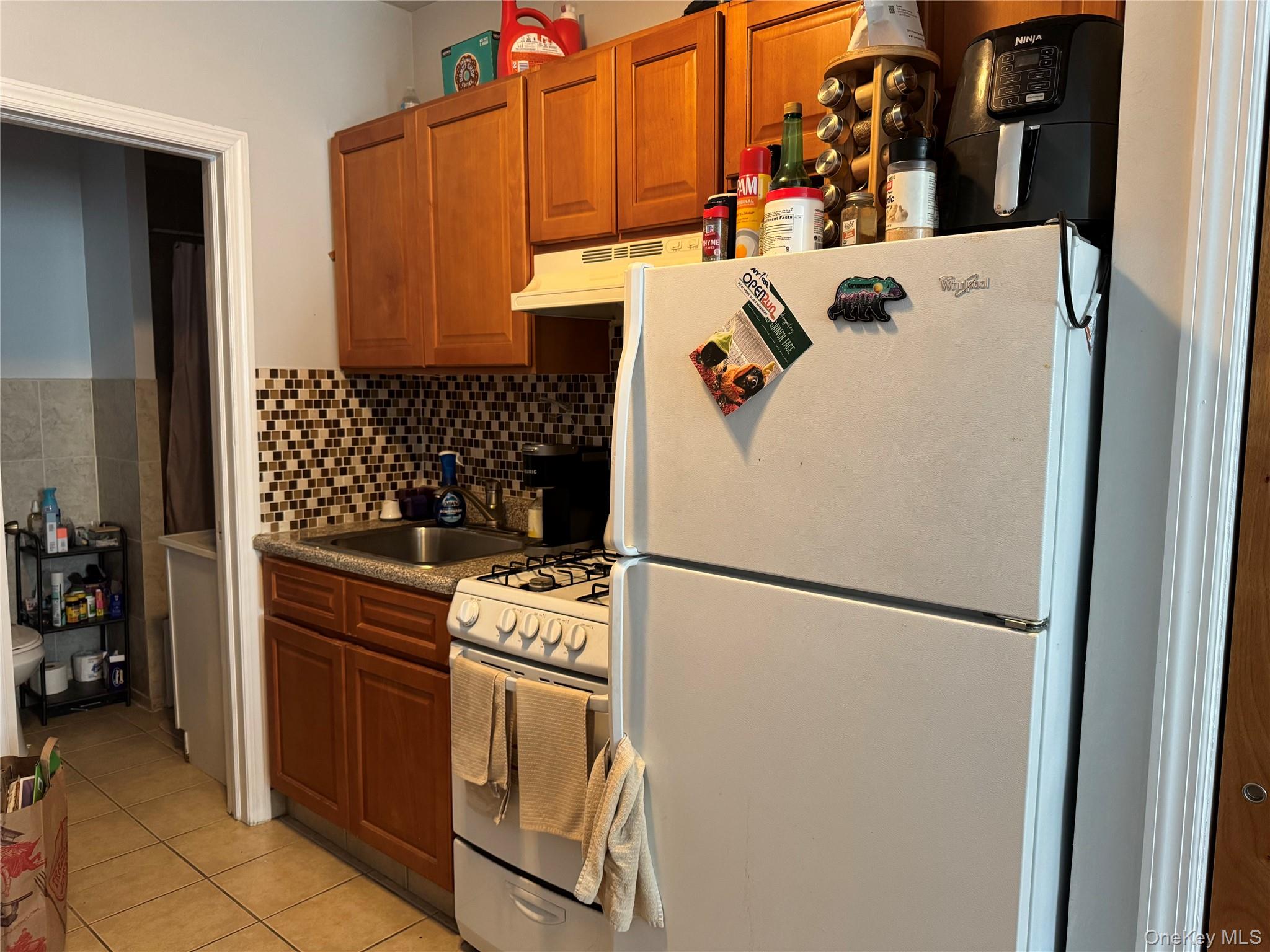 30-20 43rd Street, Astoria, NY 11103