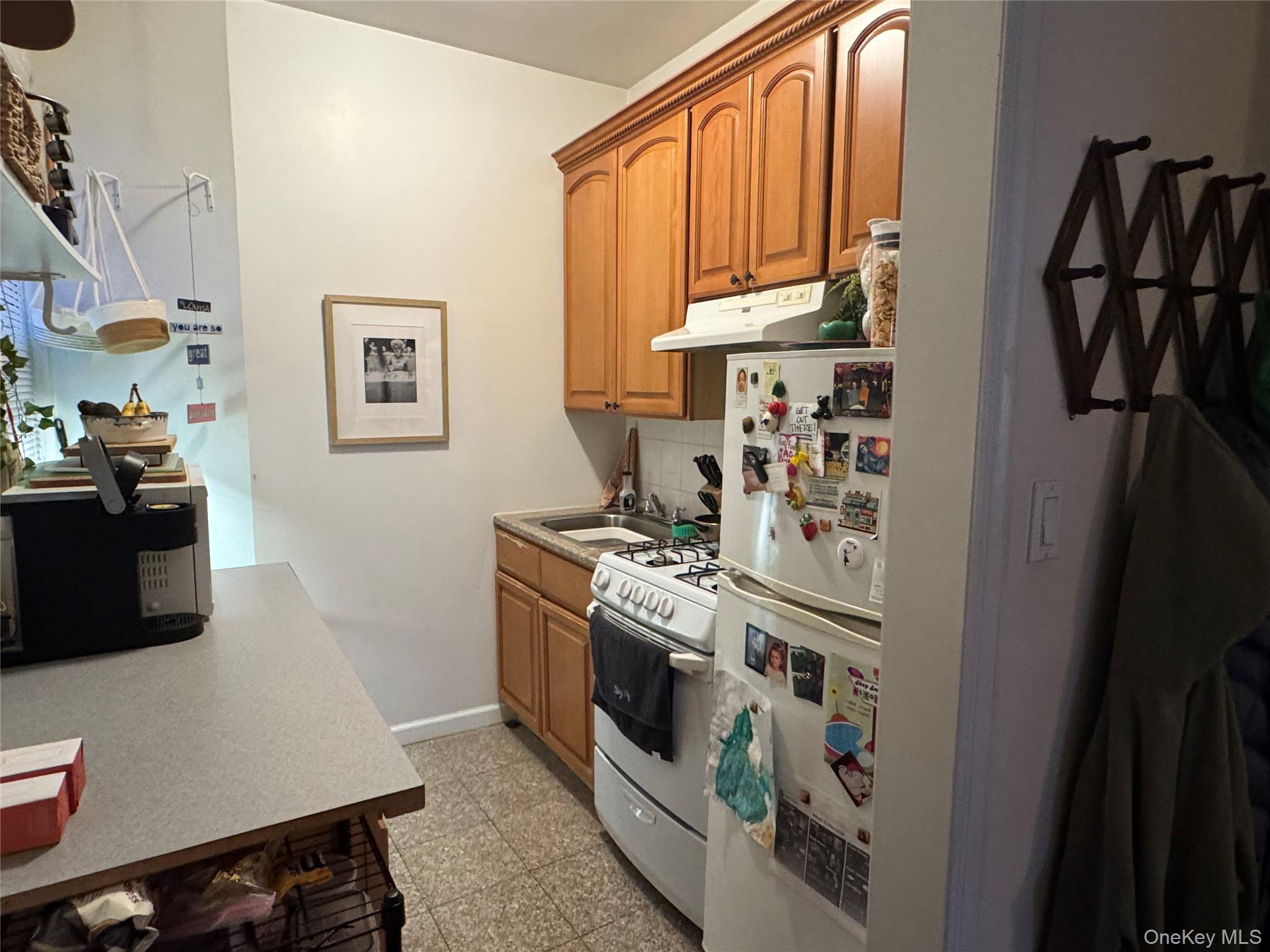 30-20 43rd Street, Astoria, NY 11103