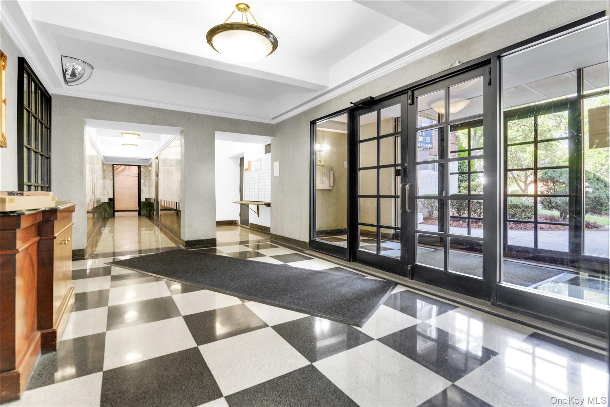 27-04 parsons Boulevard # 6, Flushing, NY 11354