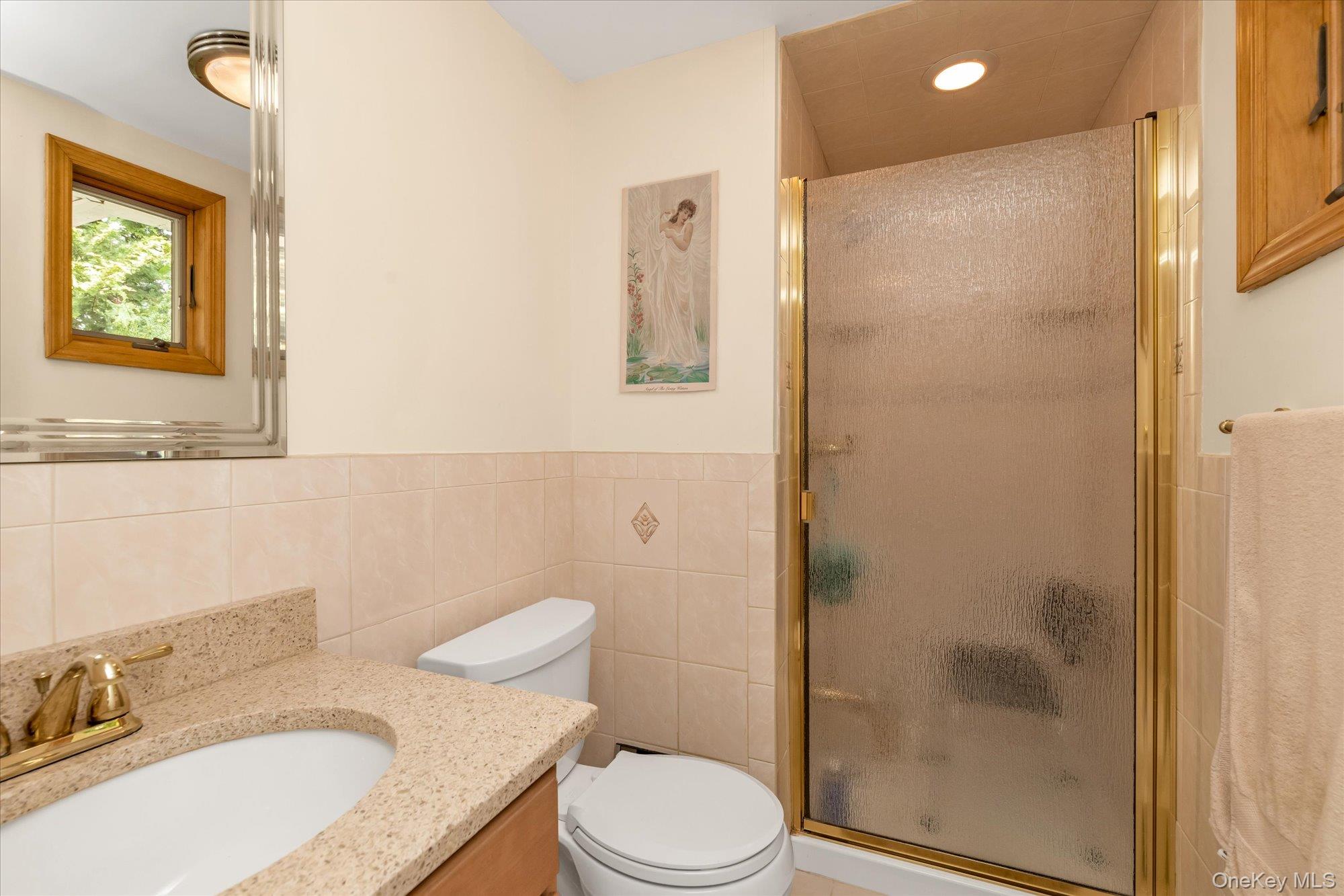 7 Swartout Place, Amityville, NY 11701